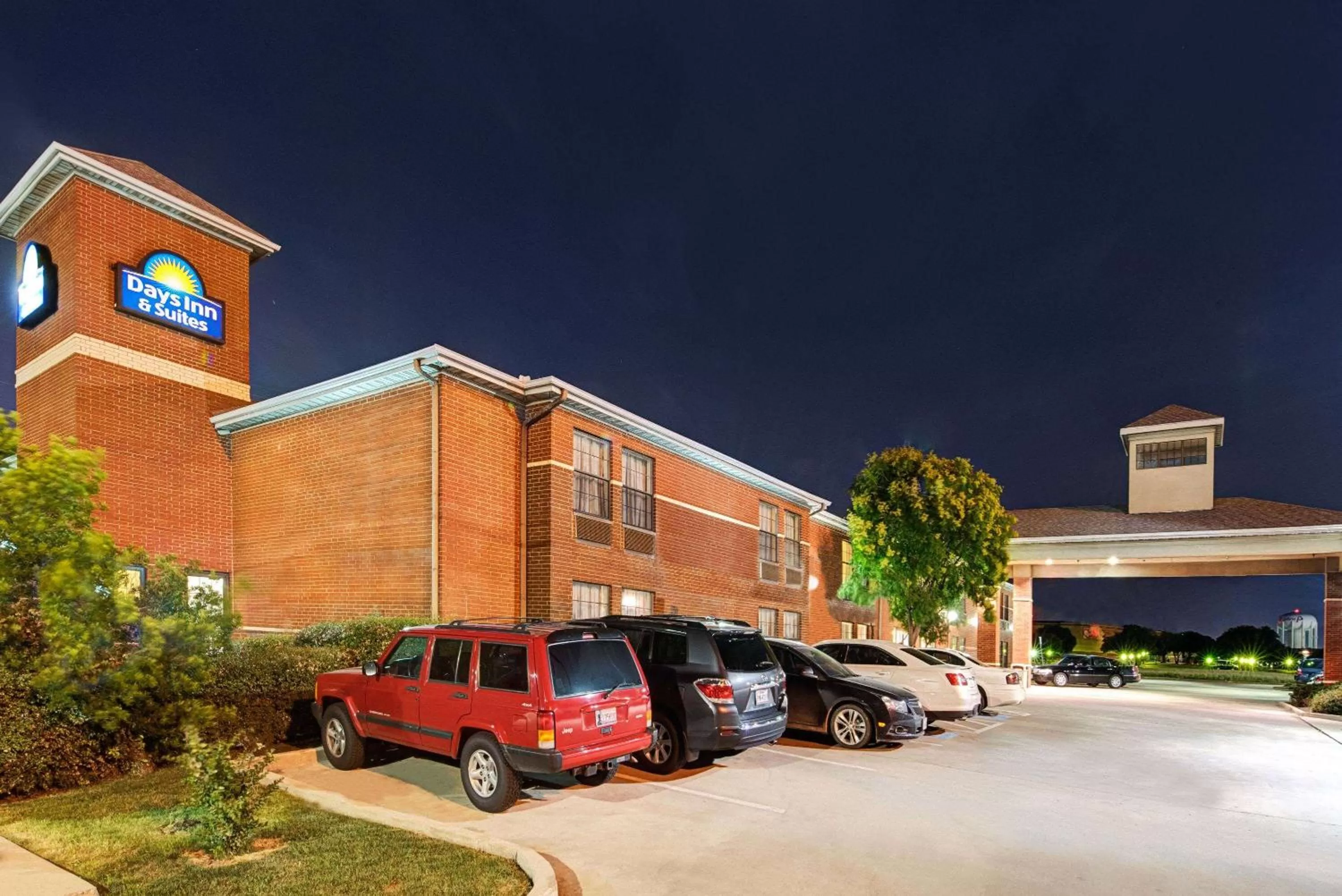 Days Inn by Wyndham Dallas Plano