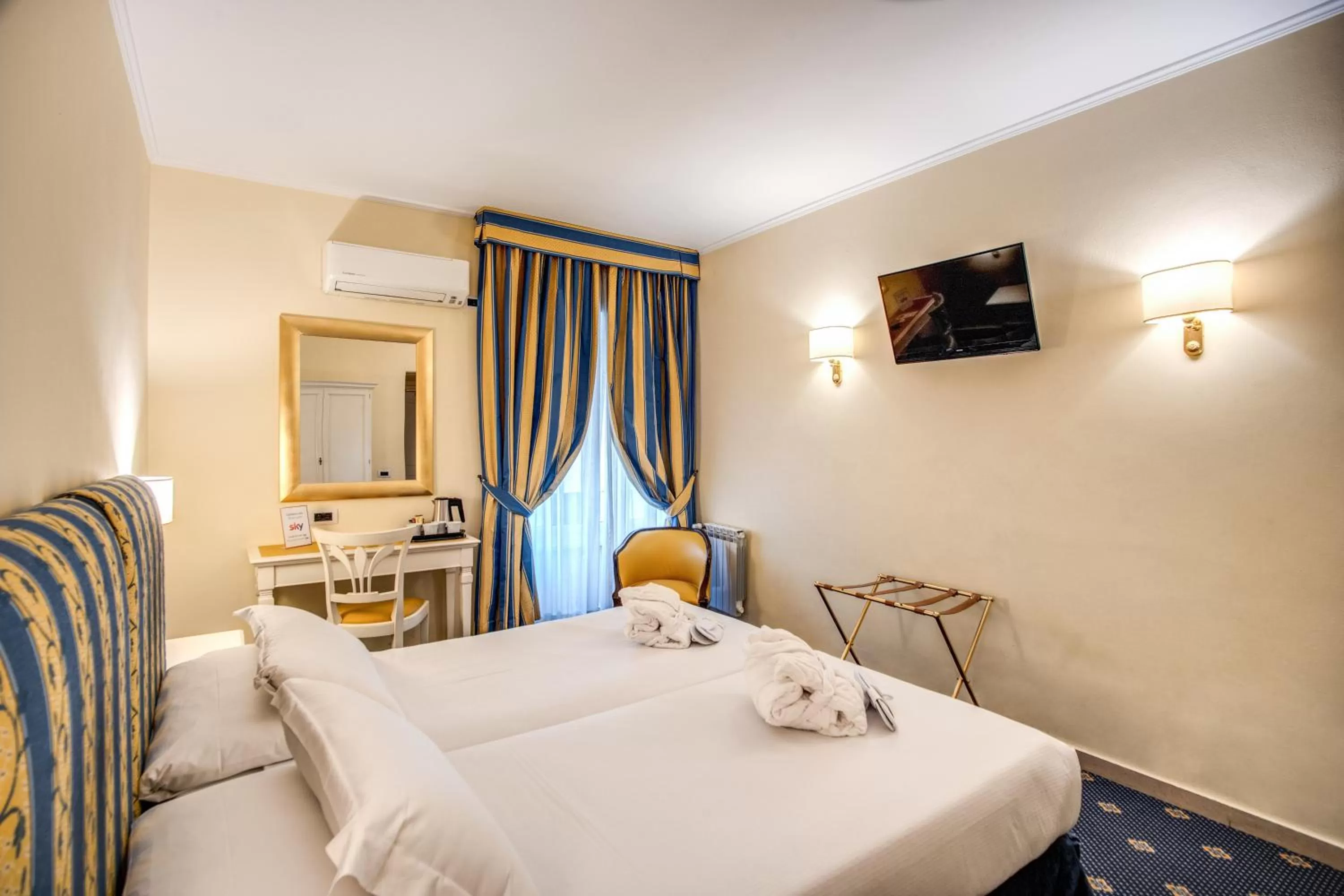 Superior Double or Twin Room in Hotel Napoleon