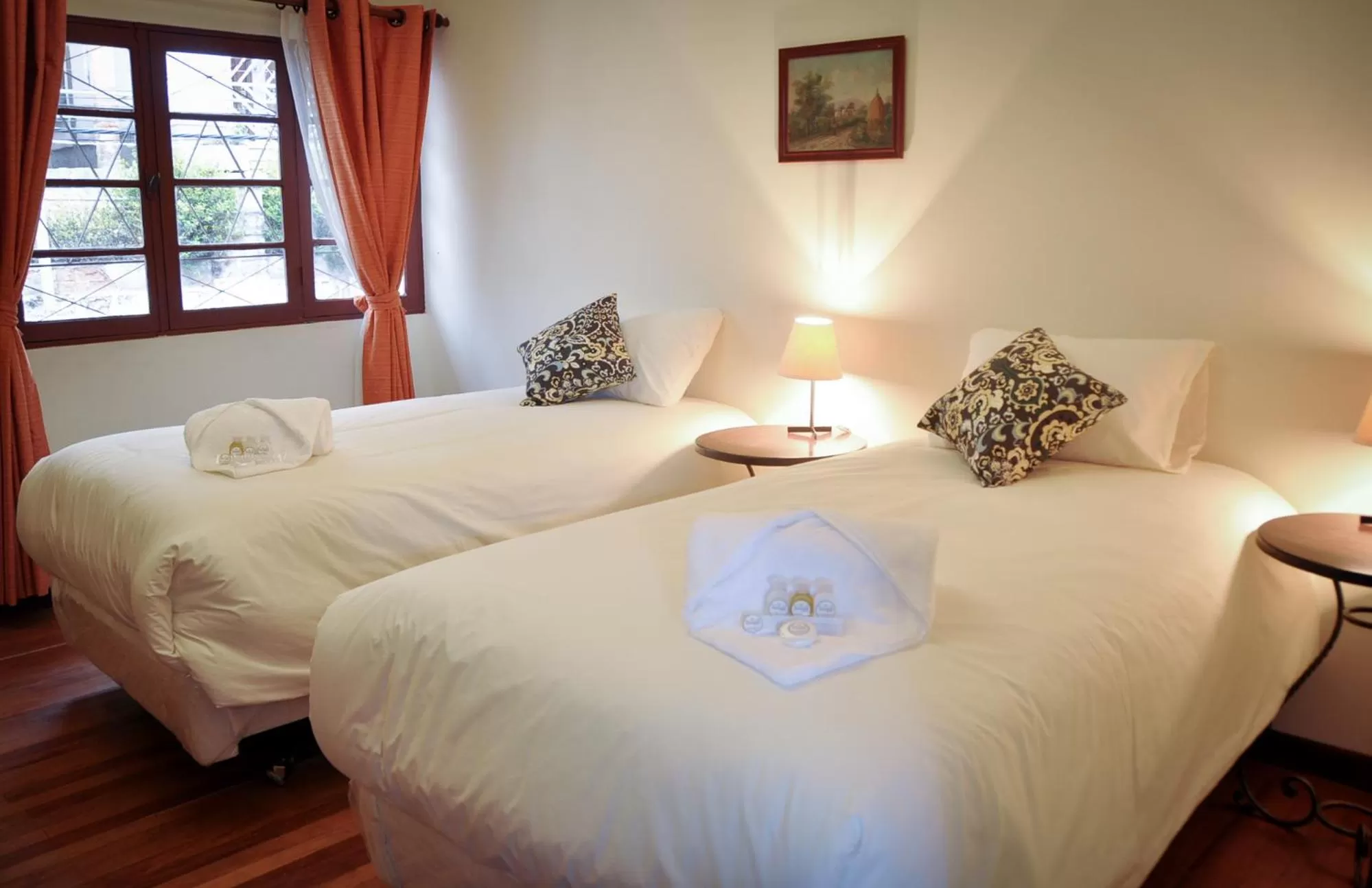 Twin Room in Anami Hotel Boutique