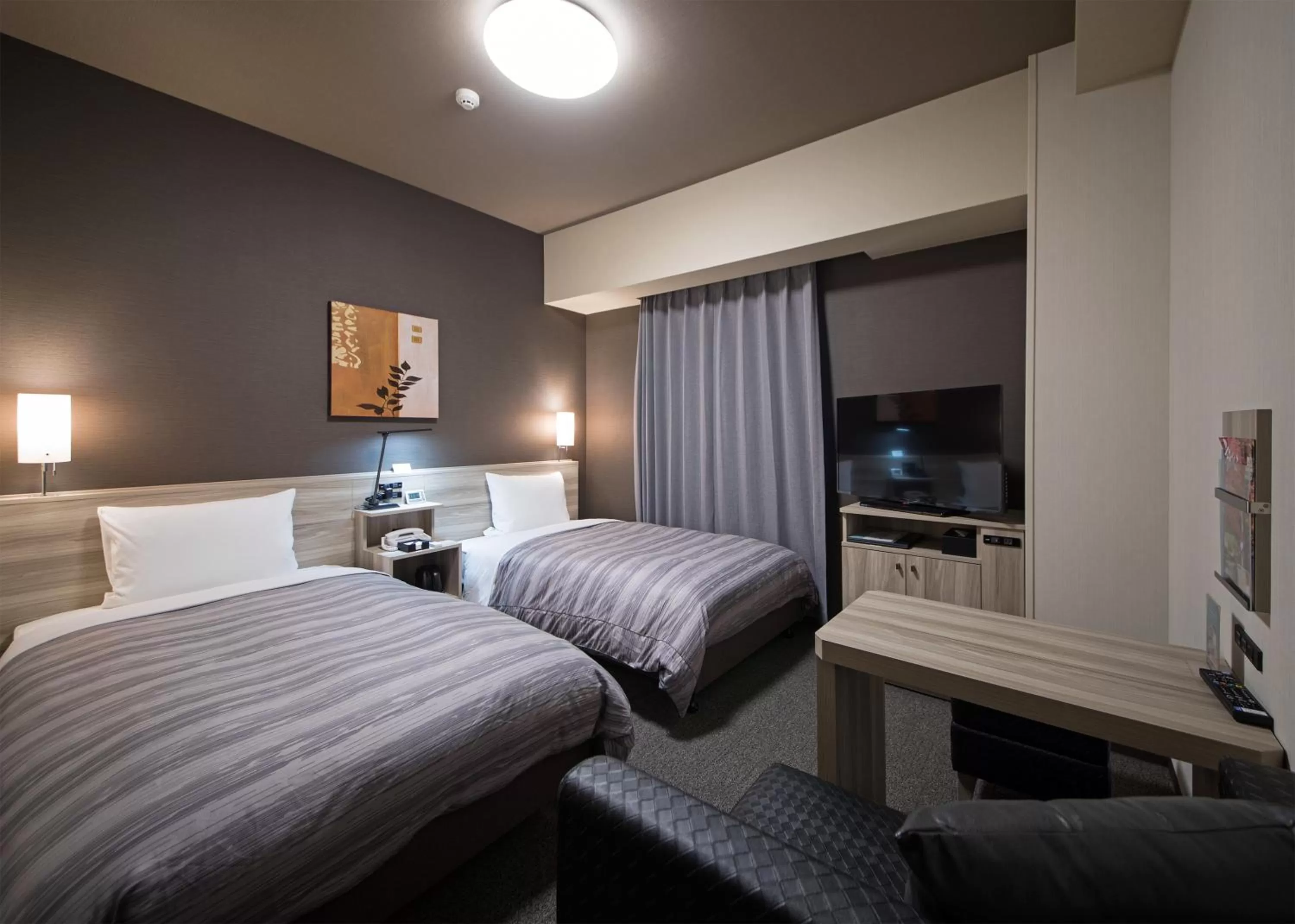 Twin Room - Smoking in Hotel Route-Inn Hamada Ekimae