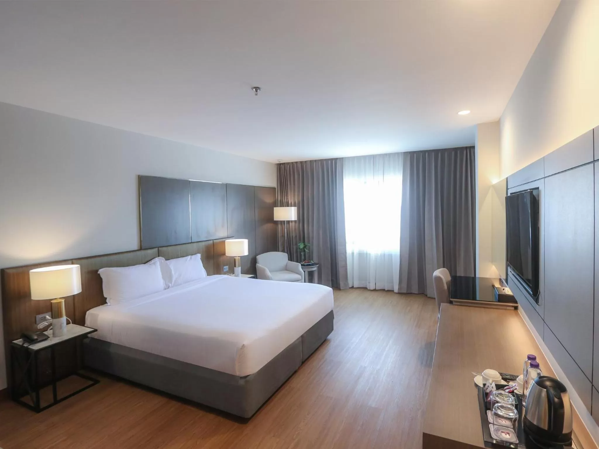 Deluxe King Room in Fortune River View Hotel Nakhon Phanom