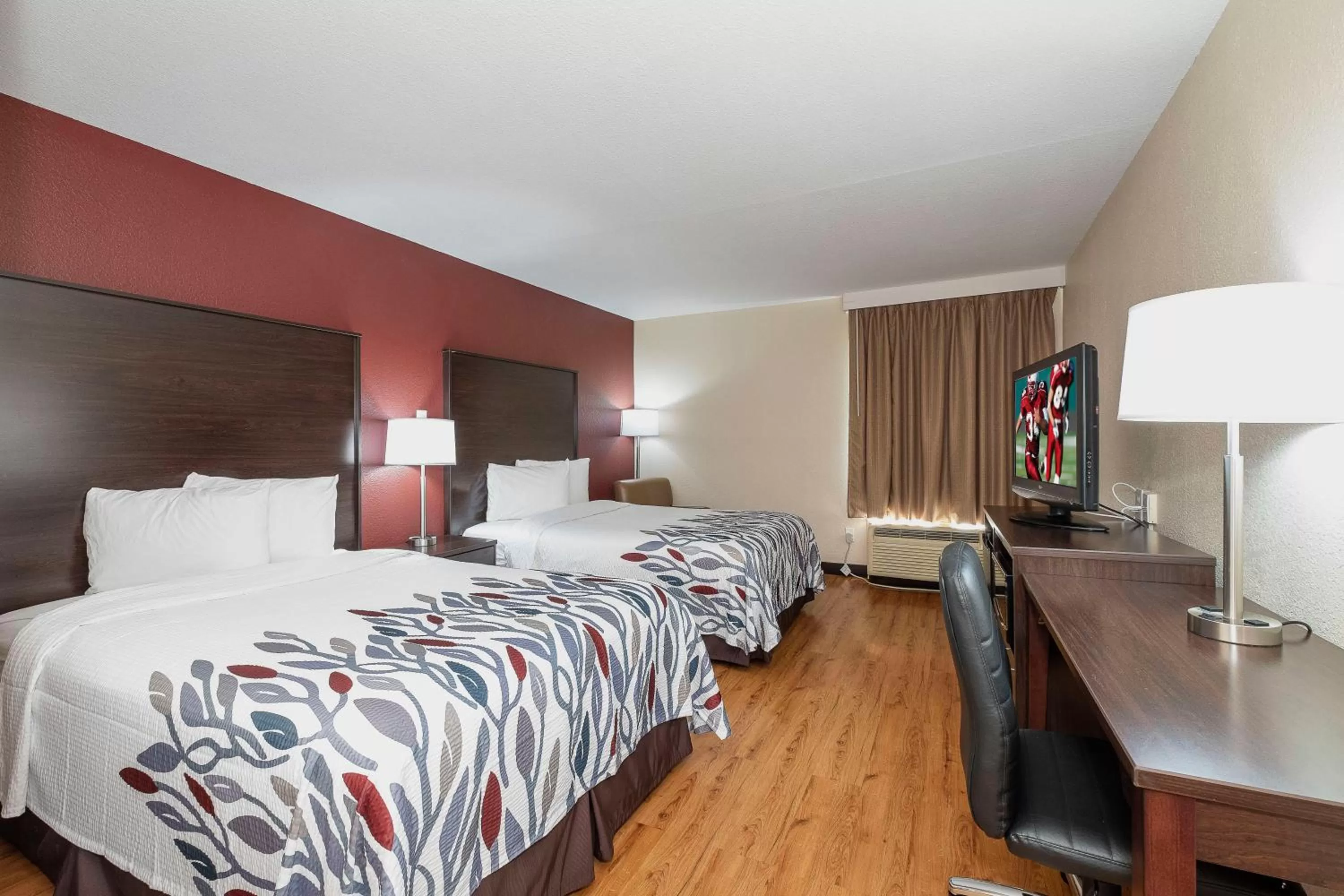 Deluxe Room with Two Double Beds Disability Access Non-Smoking in Red Roof Inn Roanoke Rapids
