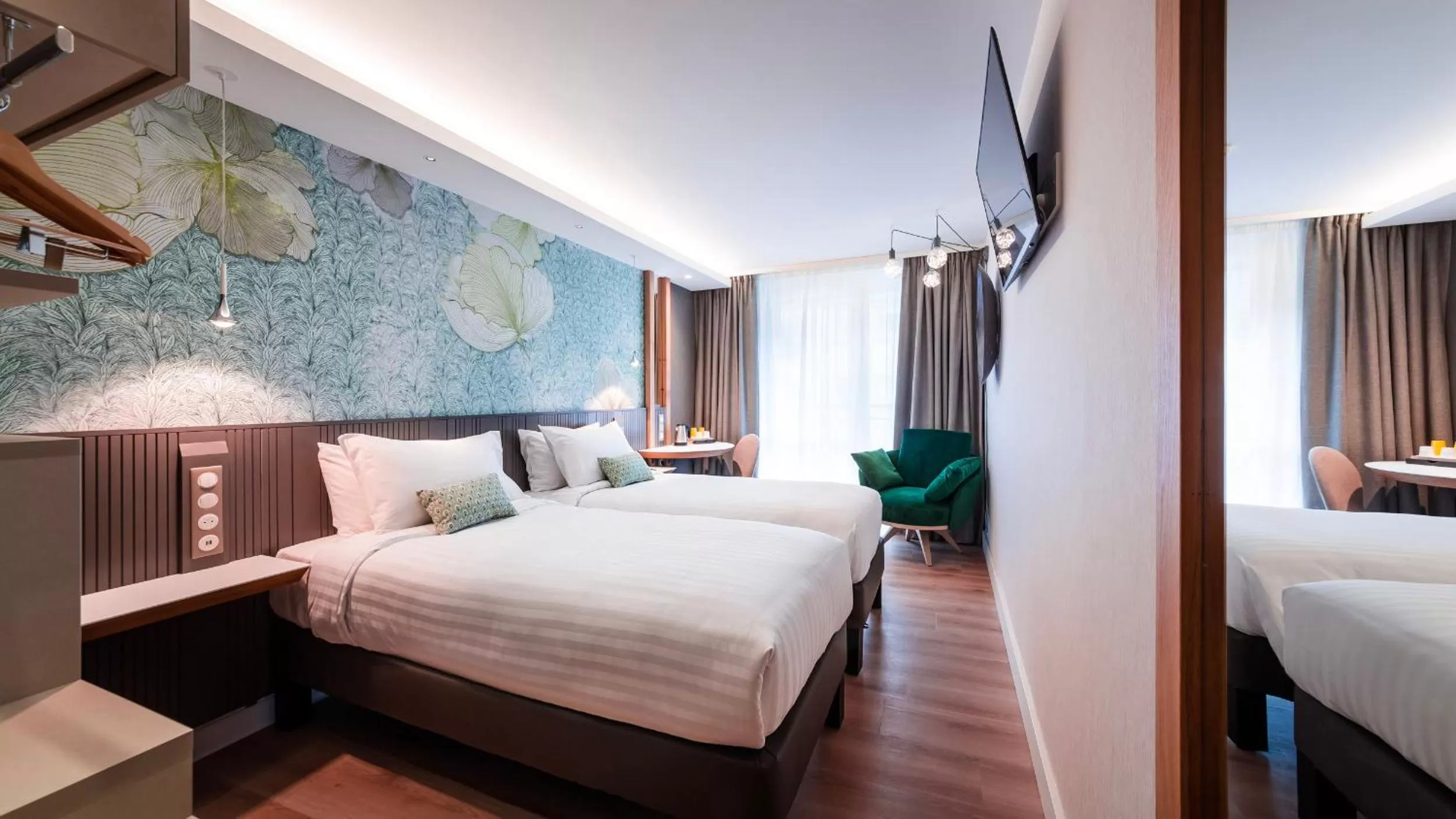 Standard Twin Room in voco Strasbourg Centre - The Garden by IHG