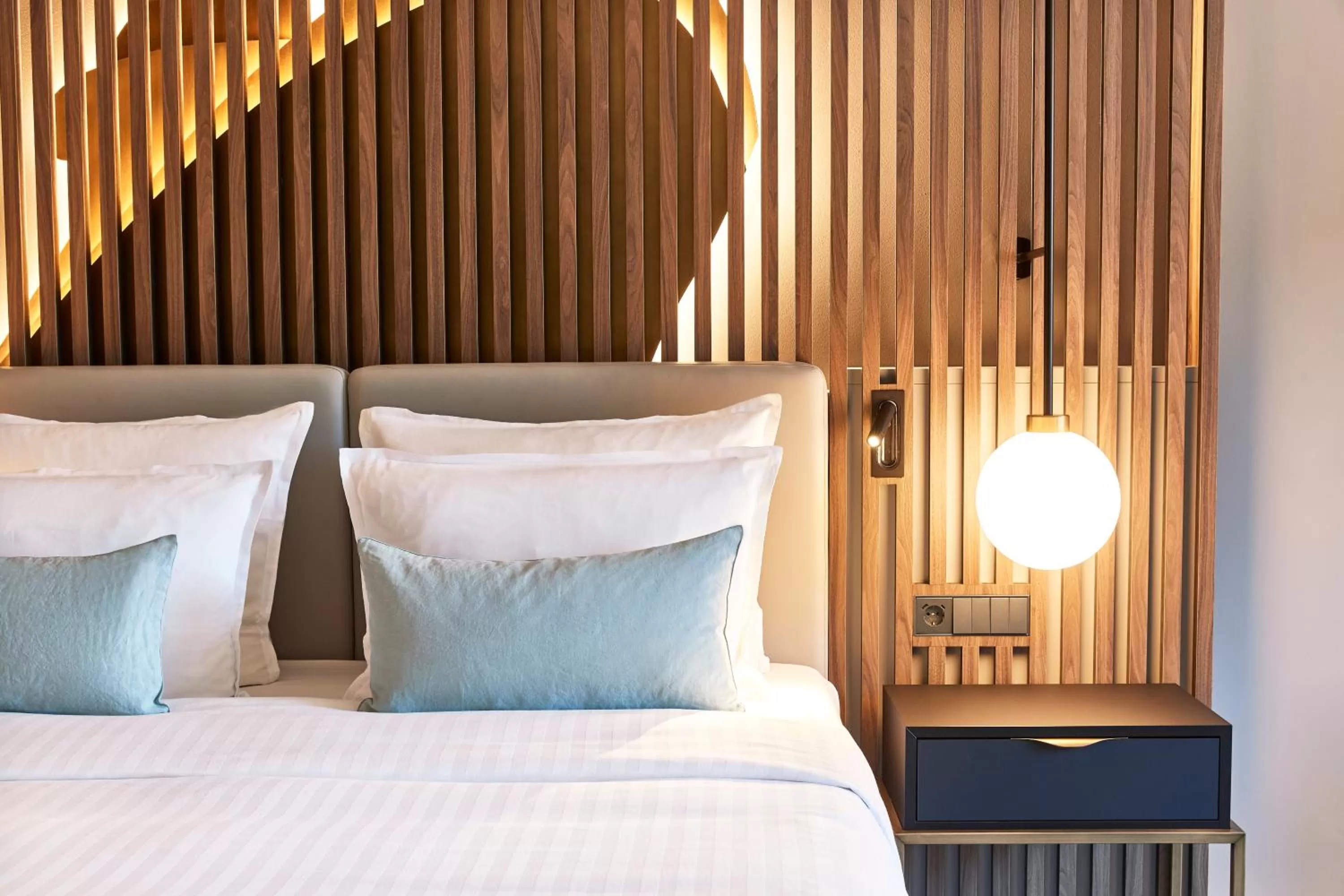 Deluxe Double Room in Steigenberger Hotel Hamburg