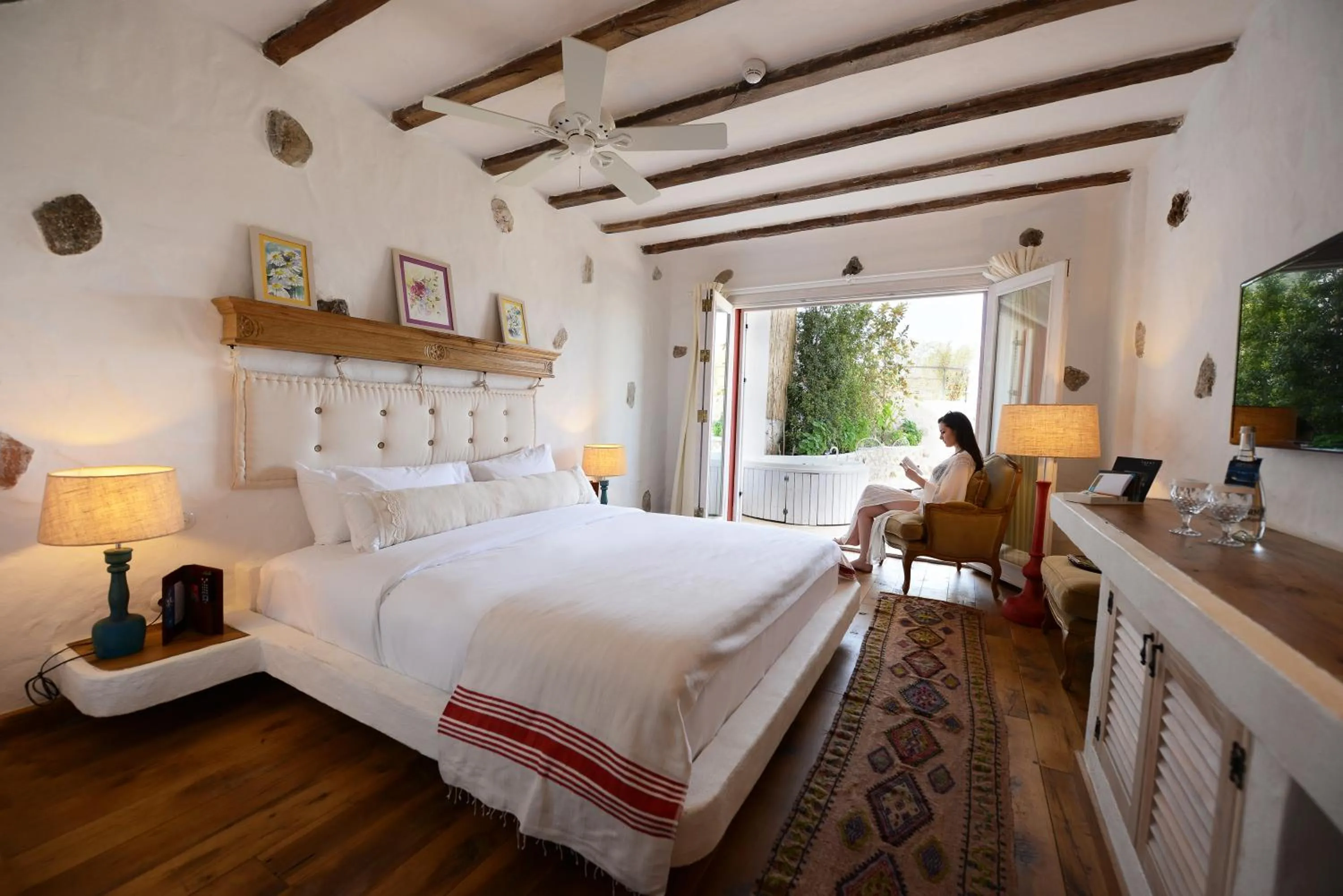 Premium Room Side Sea View with Jacuzzi in Hotel Unique-Boutique Class - Adults Only