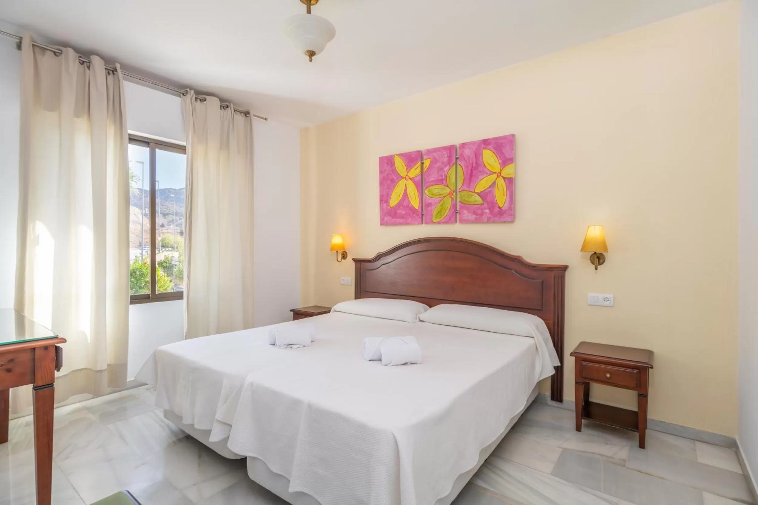 One-Bedroom Apartment in Apartahotel Playamaro by Dorobe