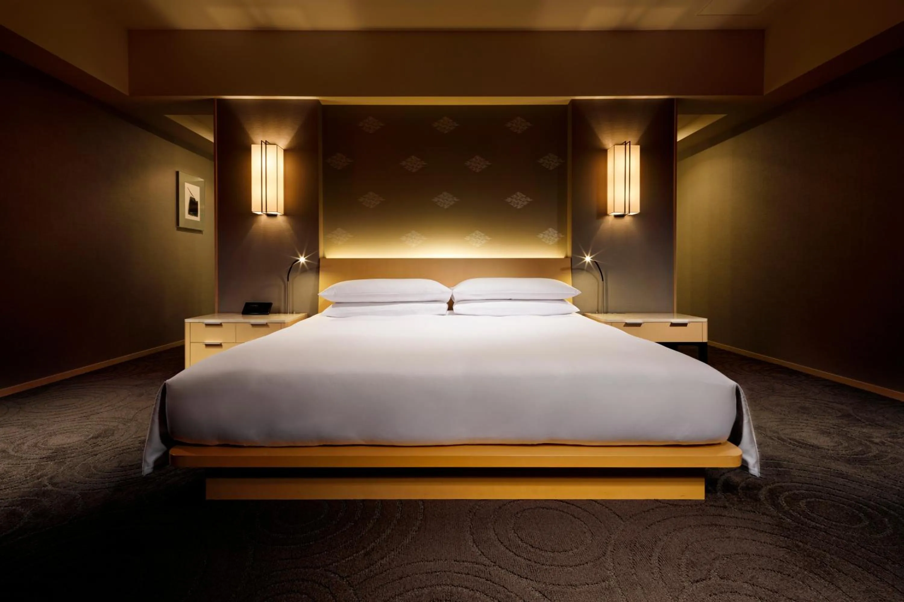 Premier King Room - Non-Smoking in The Capitol Hotel Tokyu