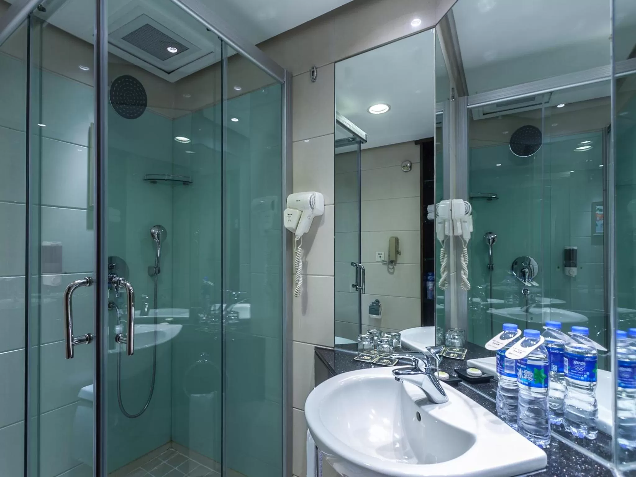 Business Double Room in Hua Shi Hotel