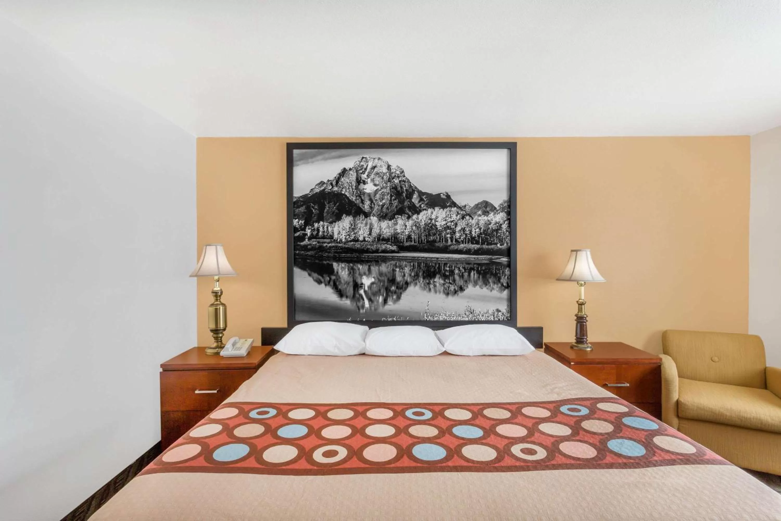 Queen Room - Non-Smoking in Super 8 by Wyndham Diamondville Kemmerer