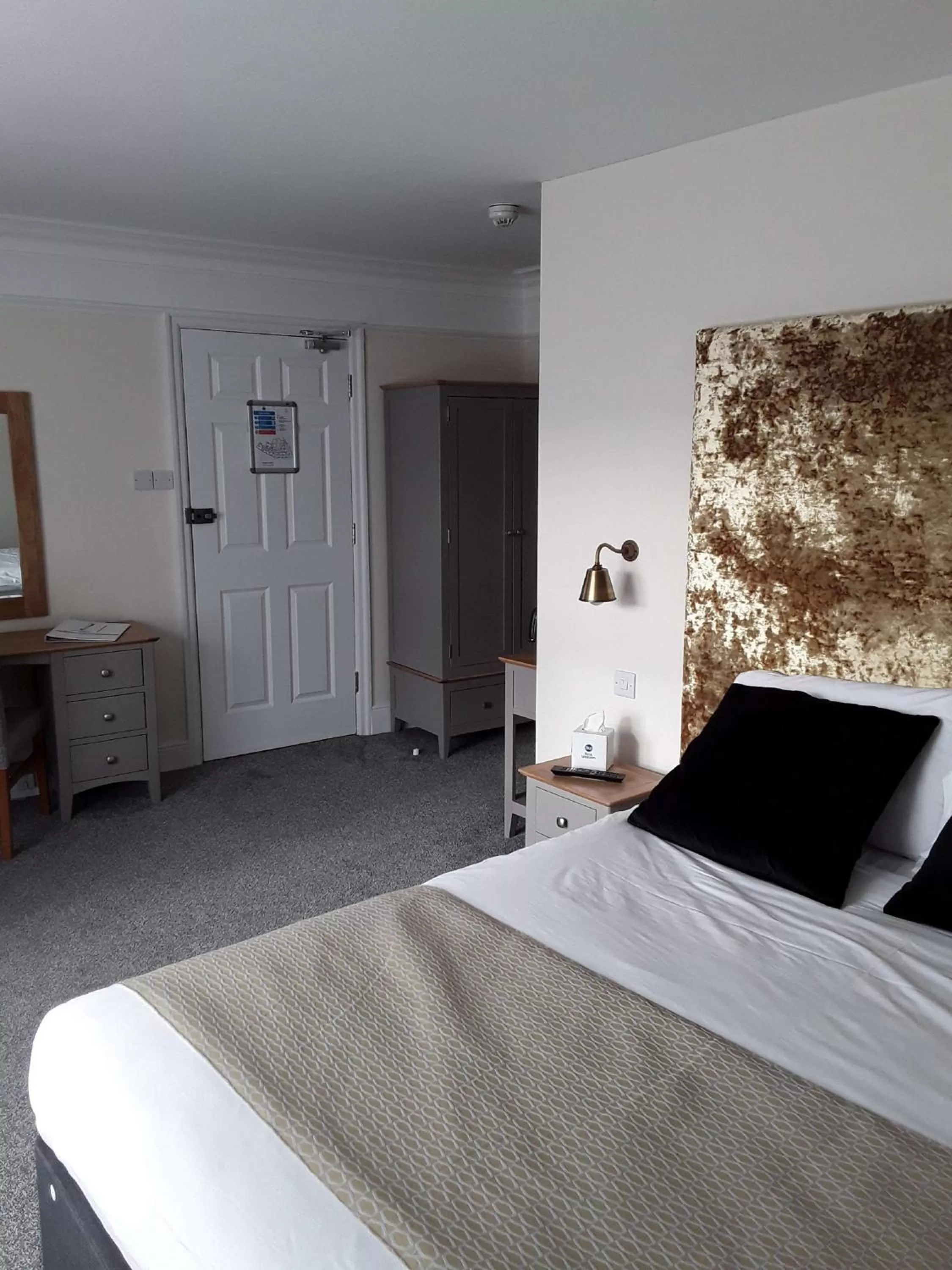 Superior King Room with View in Best Western The George Hotel, Swaffham