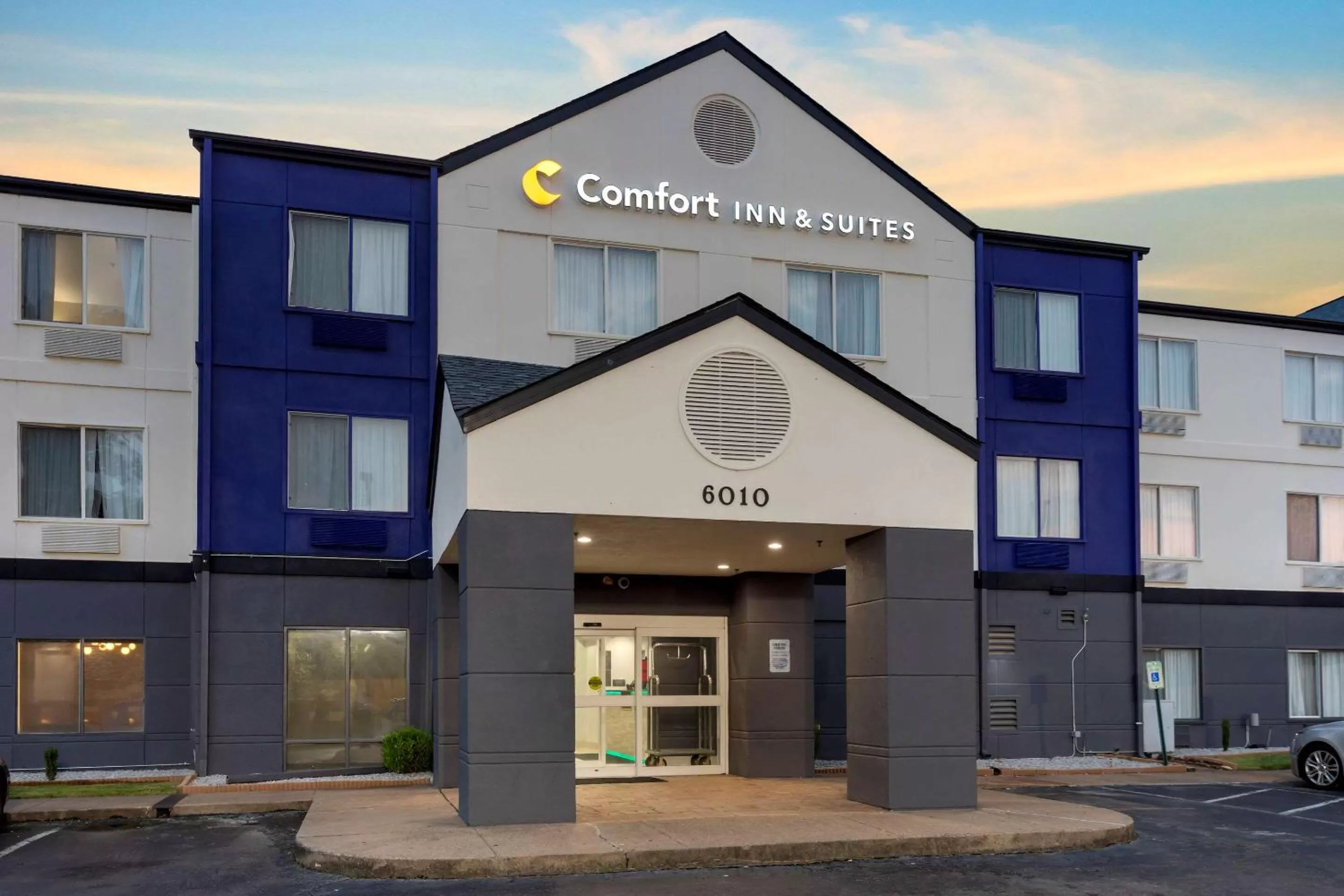 Comfort Inn & Suites Memphis East