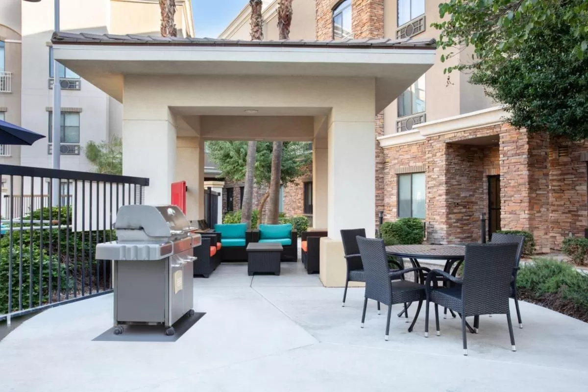 Staybridge Suites Phoenix Glendale Sports Dist by IHG