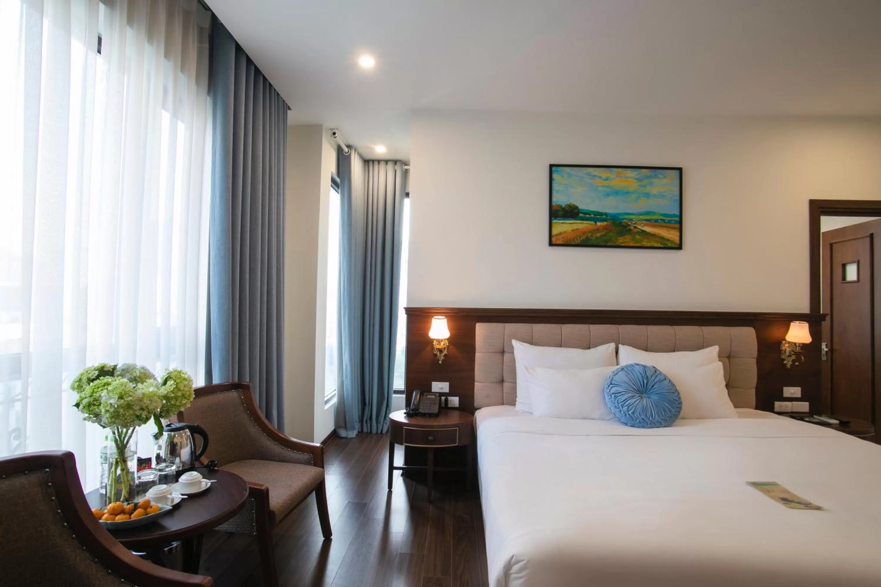 Queen Room in Western Hanoi Boutique Hotel
