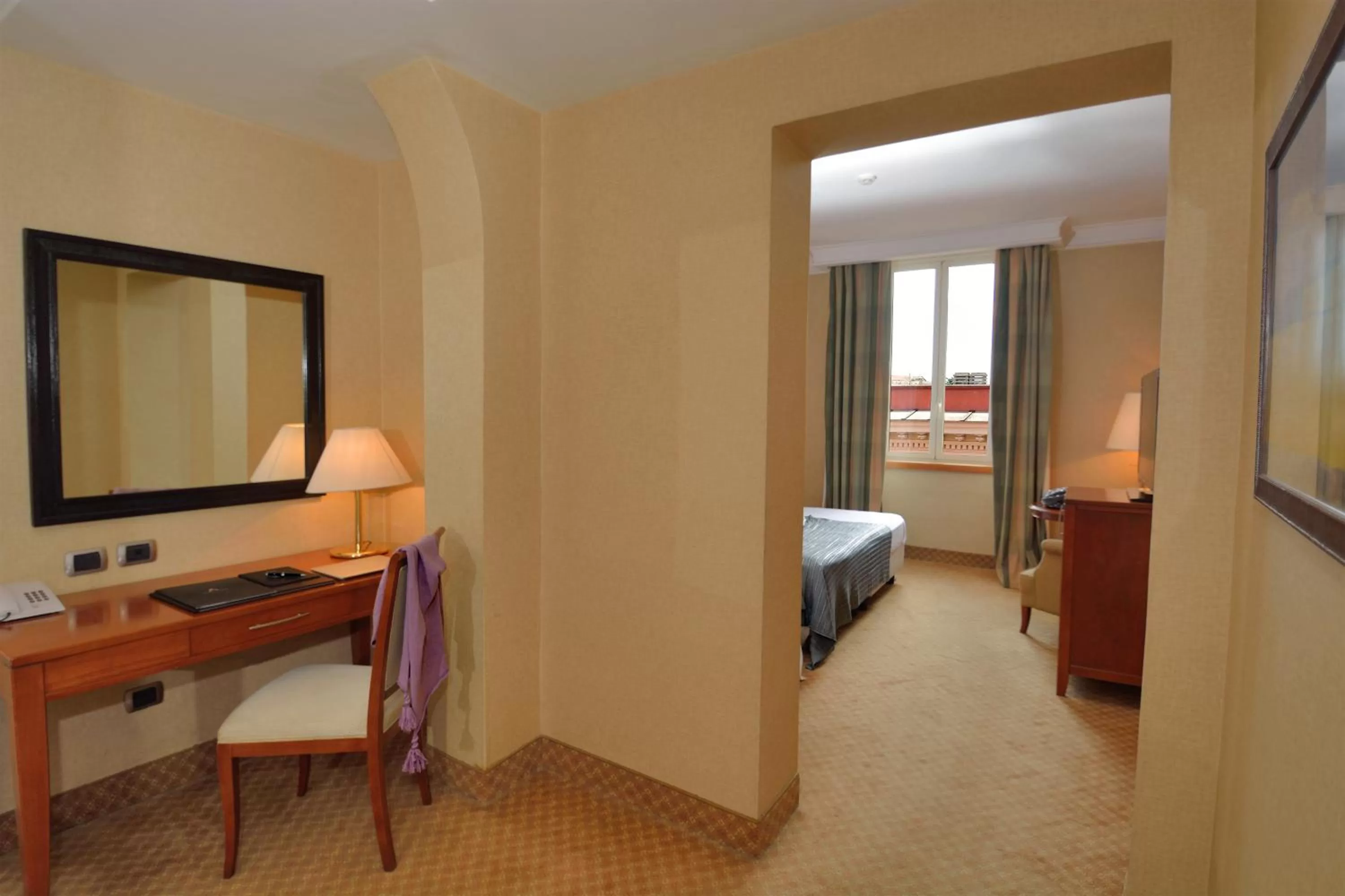 Quadruple Room in LH Hotel Lloyd Roma