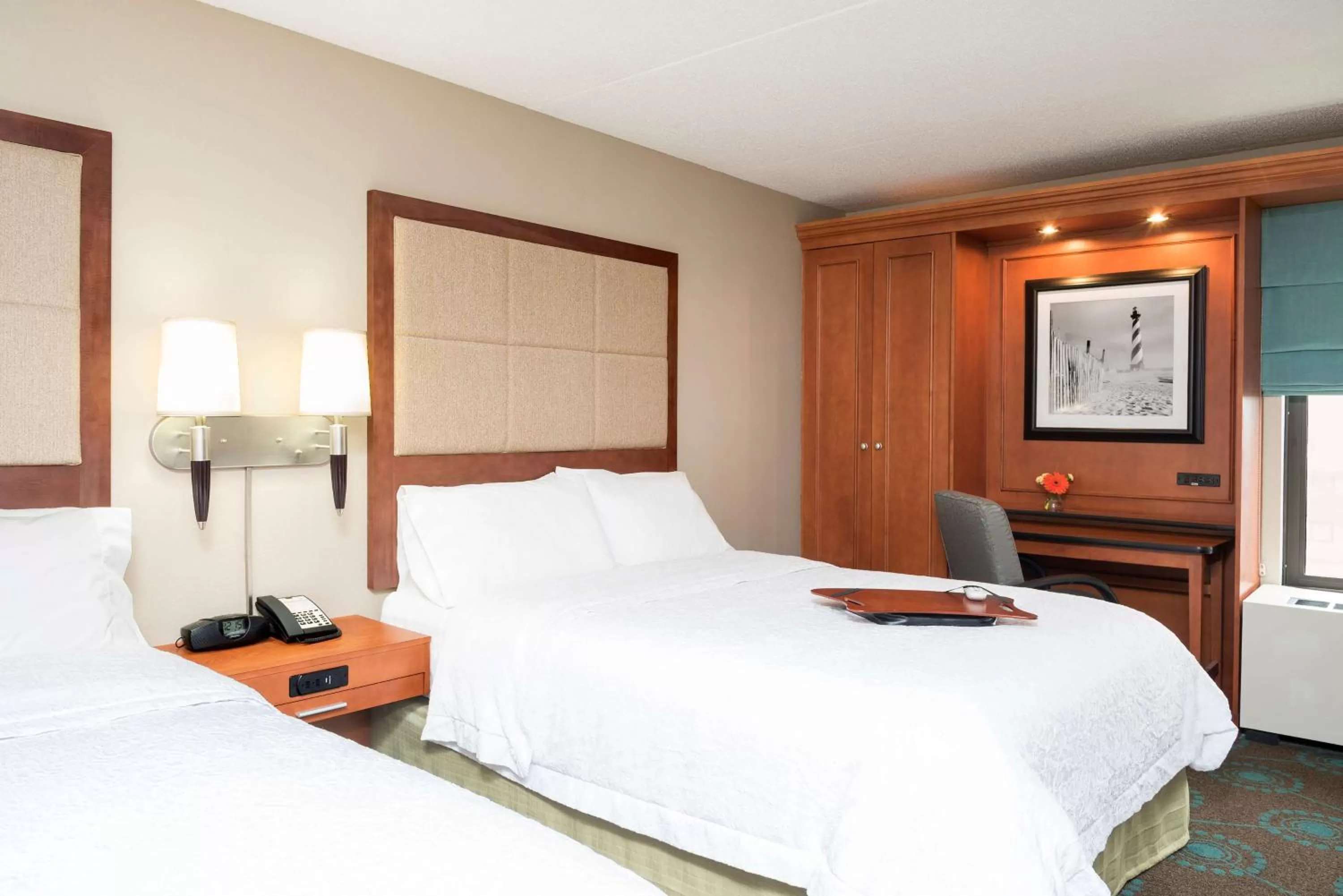 Queen Room with Two Queen Beds in Hampton Inn Ann Arbor - North