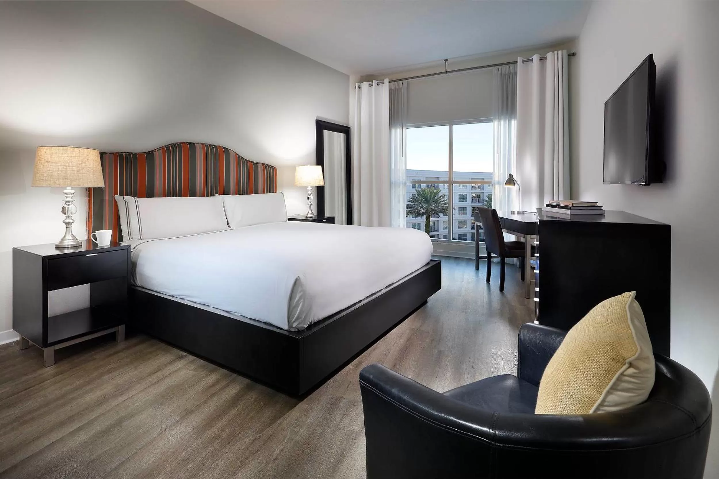 Two Bedroom Family Suite with Kitchen in Meliá Orlando Celebration