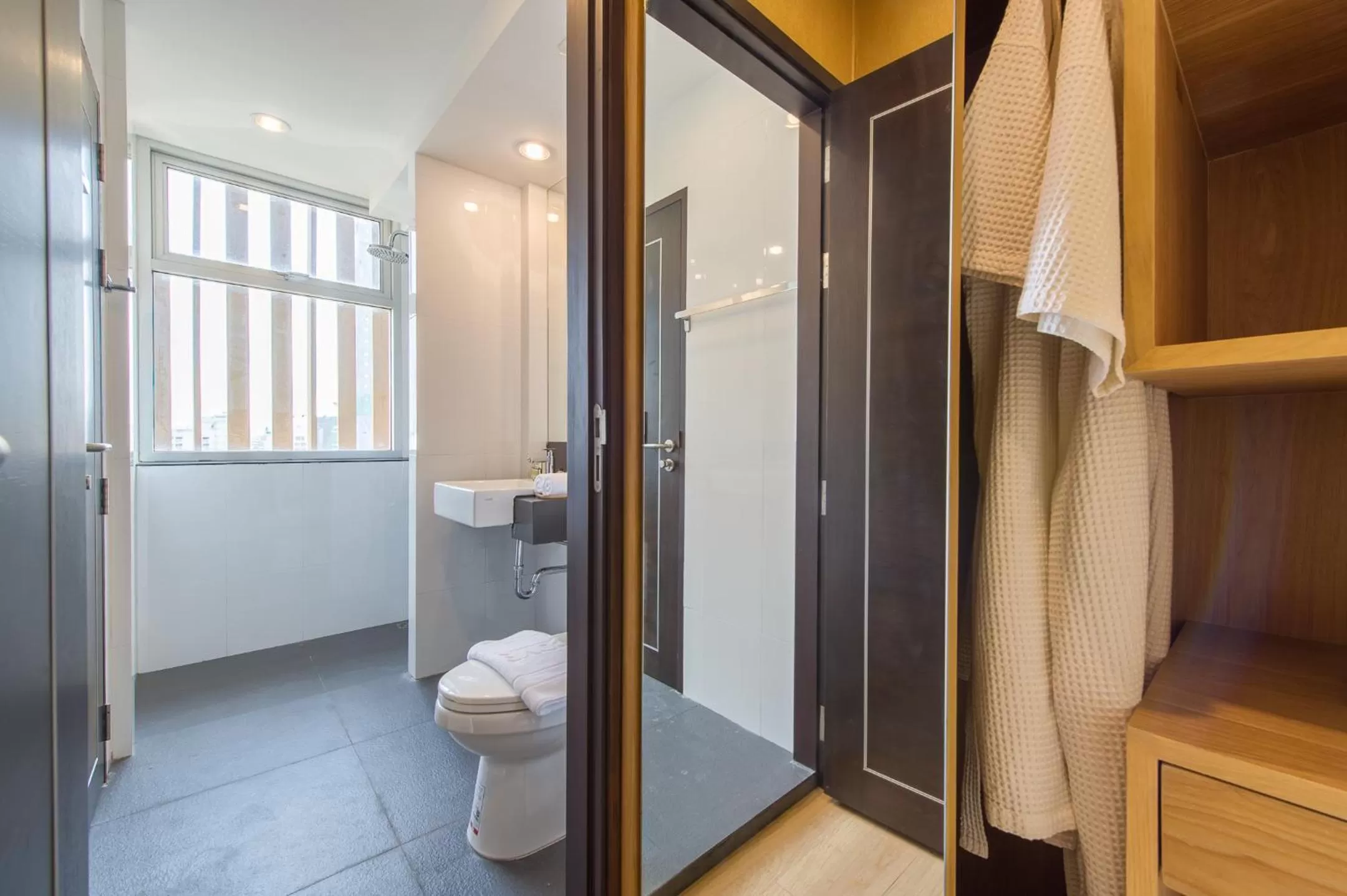 Superior Twin Room in Zenniq