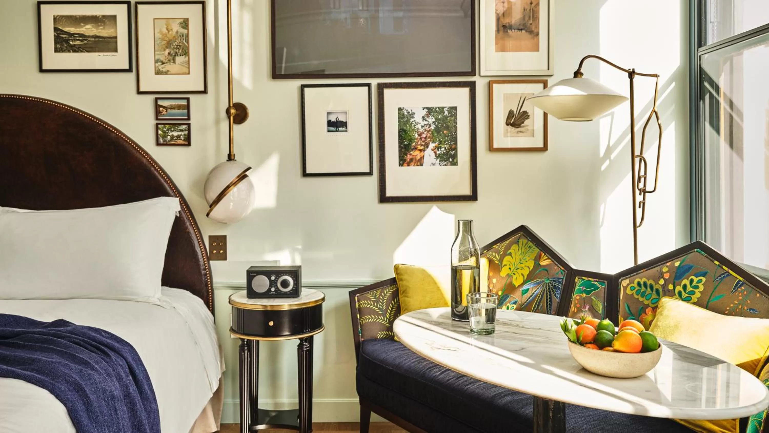  Skyline View Salon in Hotel Per La, Autograph Collection