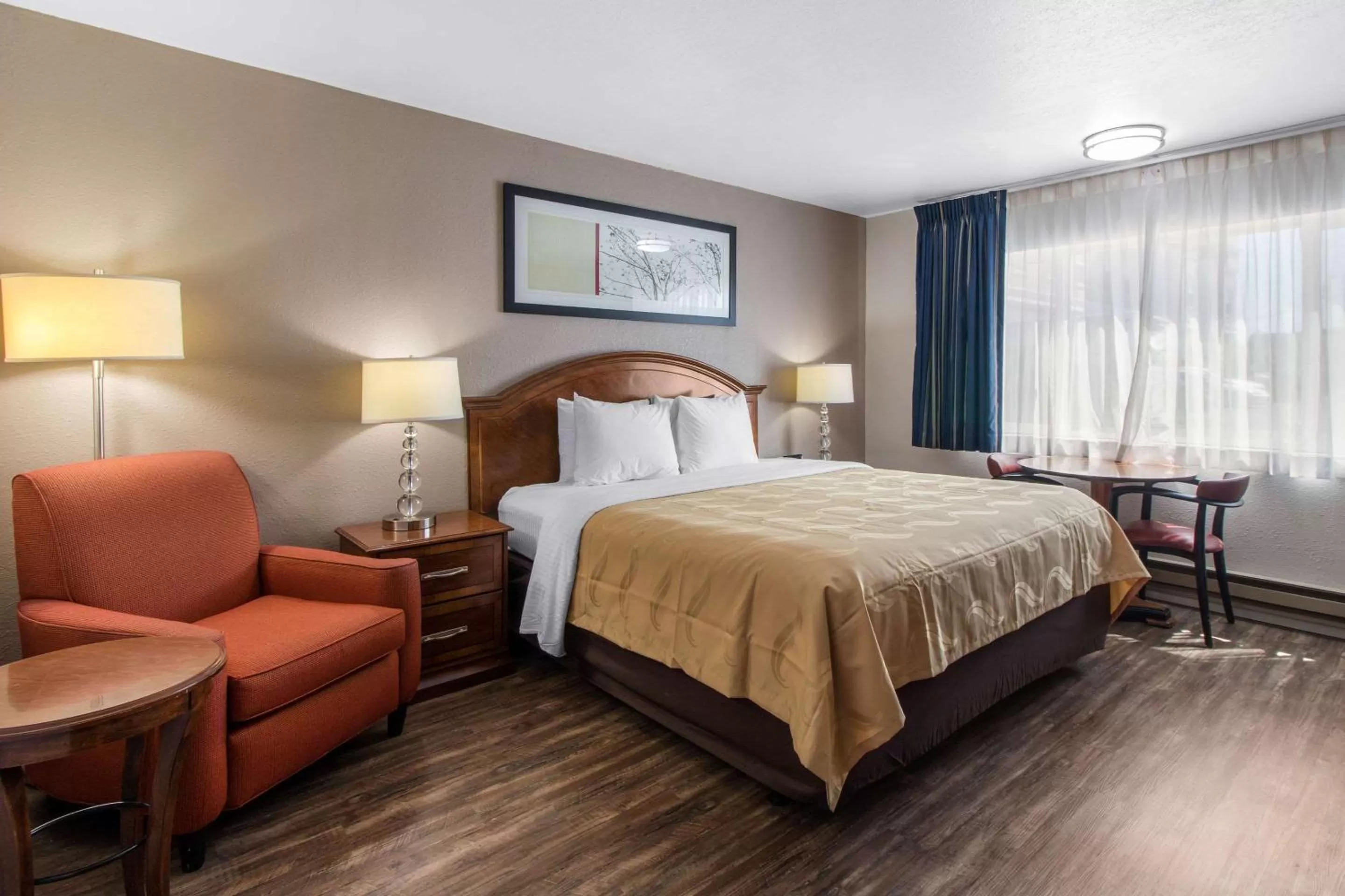 Executive King Room - Non-Smoking in Ramada Bayside Inn & Suites Eureka