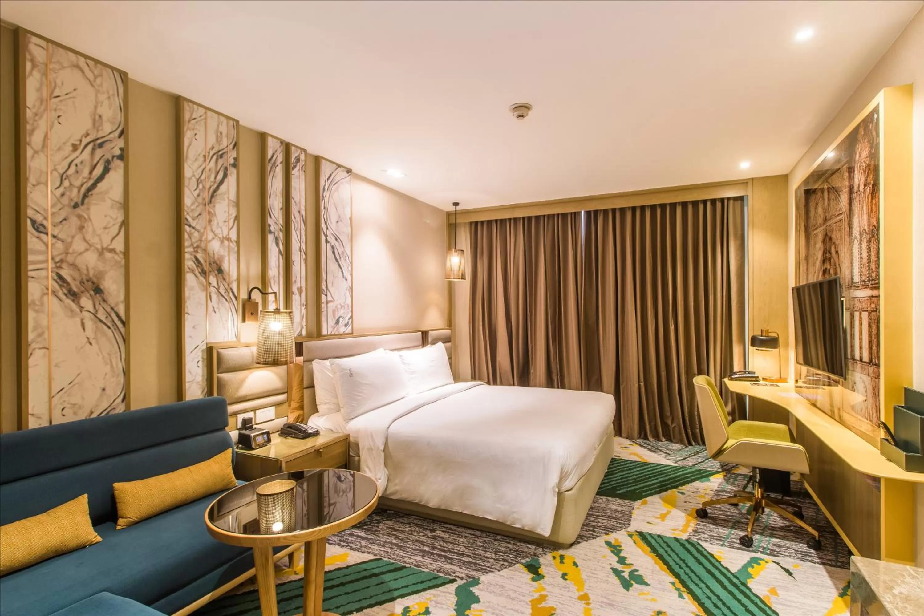 Standard King Room - Non-Smoking with 20% discount on Food & Soft Beverage, Laundry in Holiday Inn Chandigarh Zirakpur, an IHG Hotel