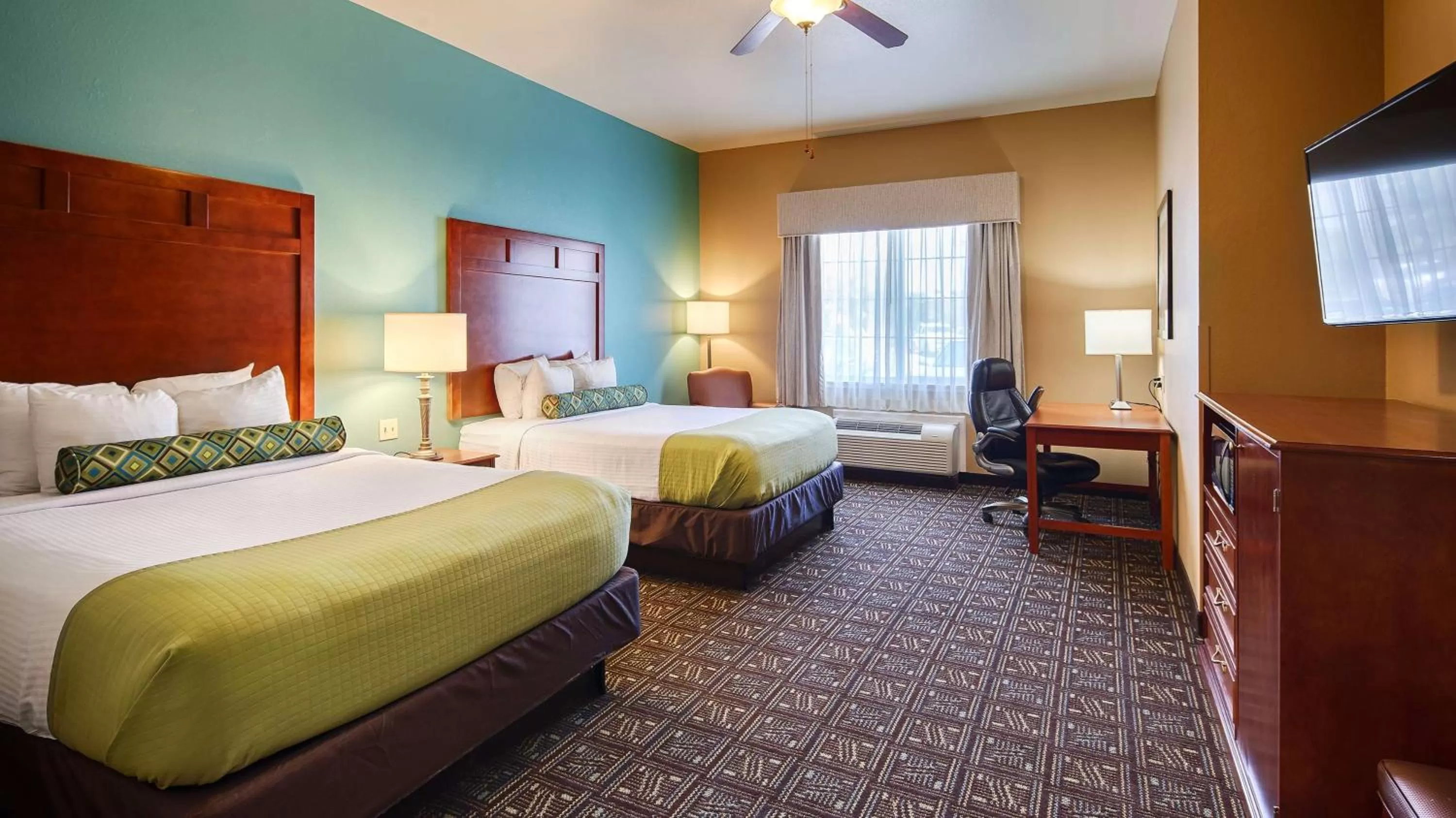 Queen Room with Two Queen Beds - Non-Smoking in Best Western Plus Monahans Inn and Suites