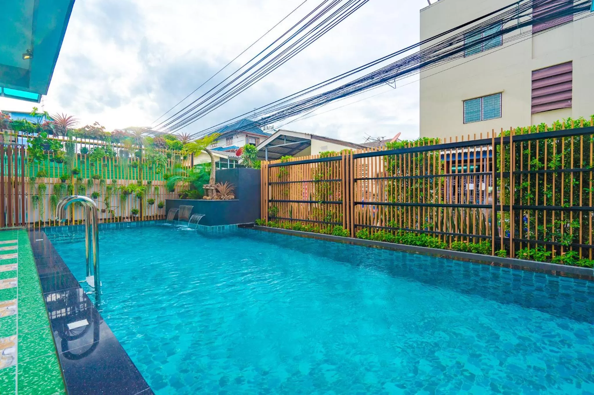 Swimming pool in Penyos Suite