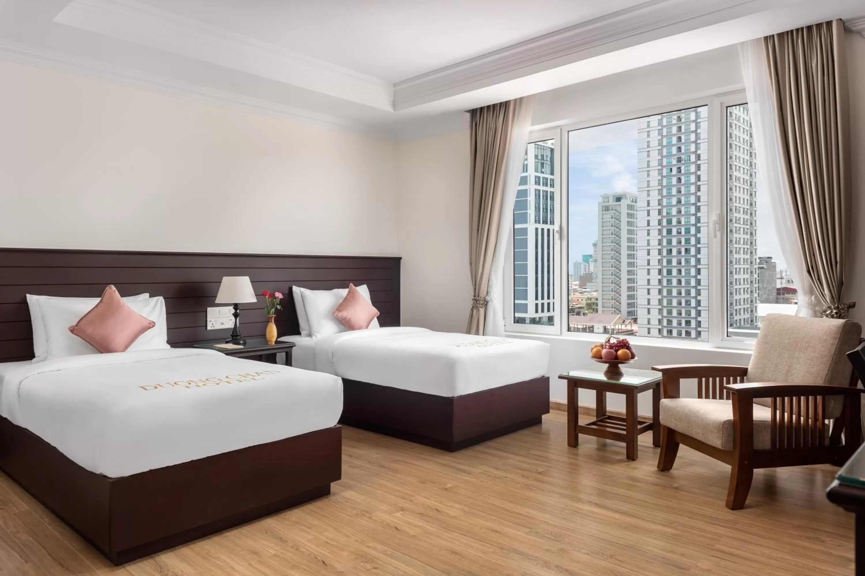 Deluxe Twin Room in Duong Chan Hotel