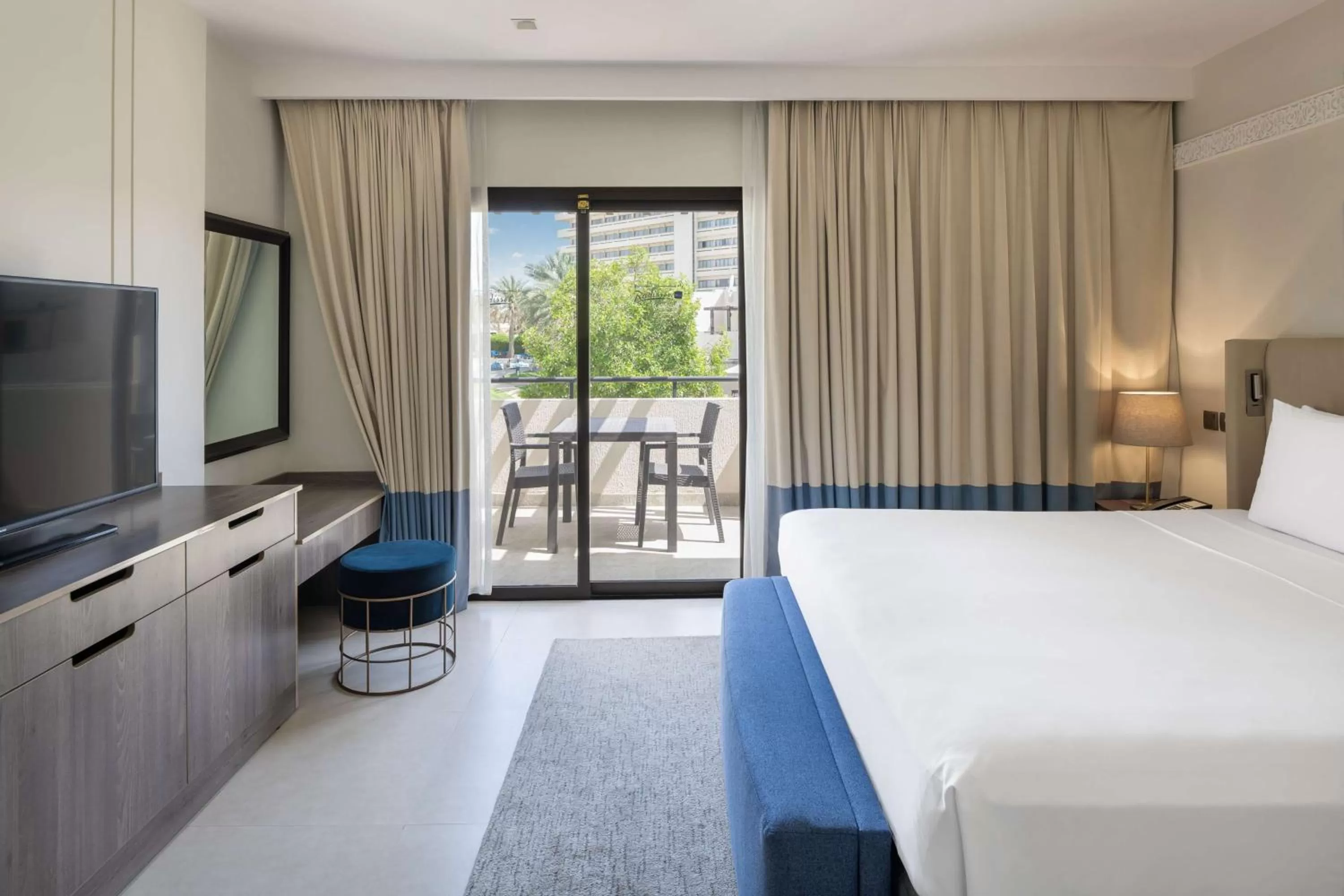 One-Bedroom Duplex Villa with Terrace - complimentary access to Cobra Waterslide in Radisson Blu Hotel & Resort, Al Ain