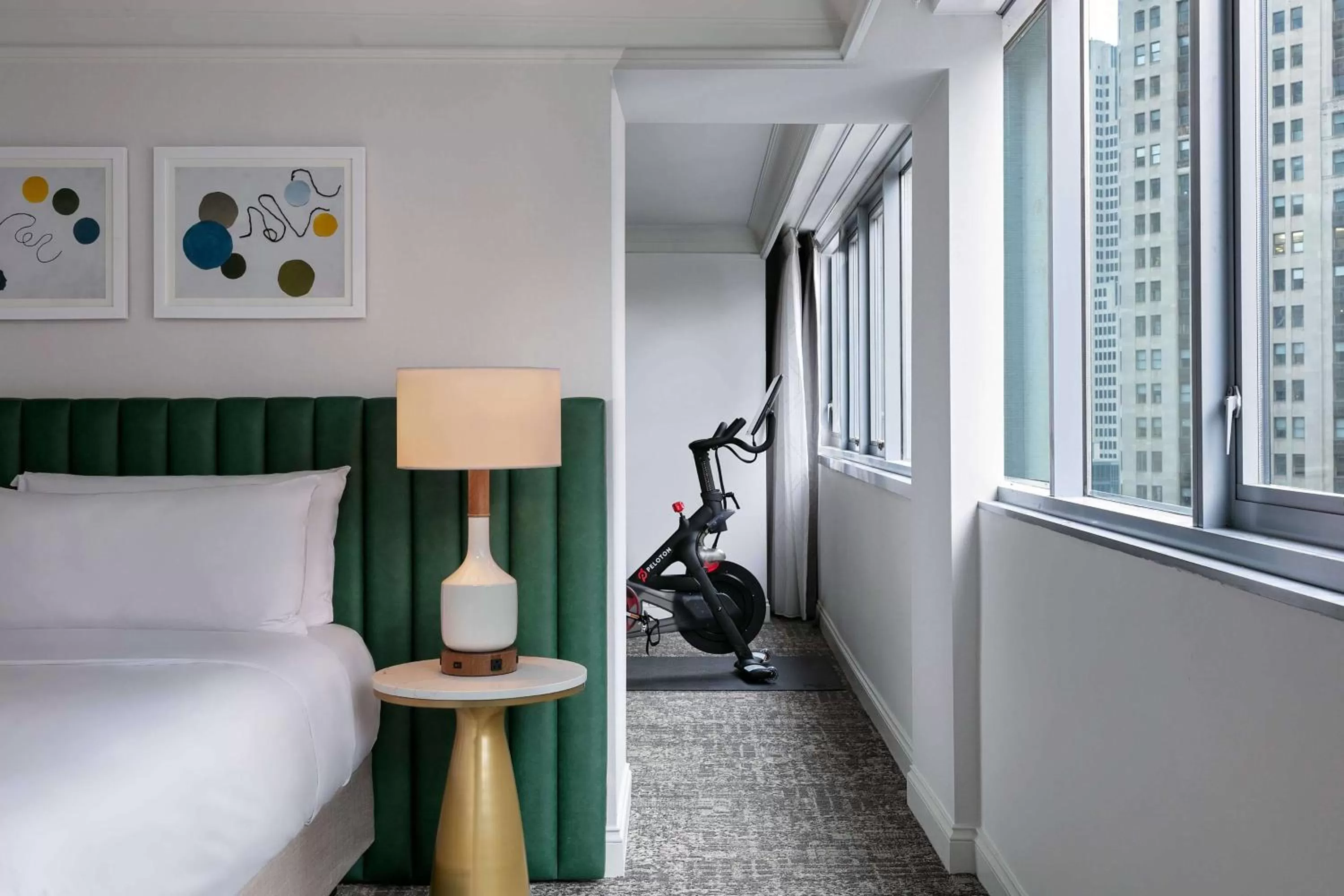 Junior King Suite-Fitness in The Royal Sonesta Chicago Downtown