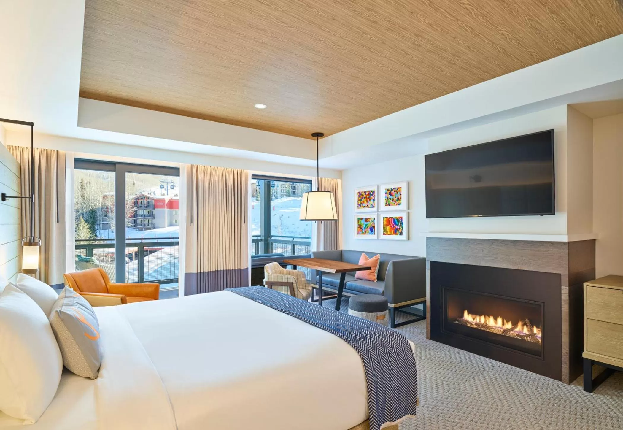 Luxury King Room with Fireplace in Limelight Hotel Snowmass