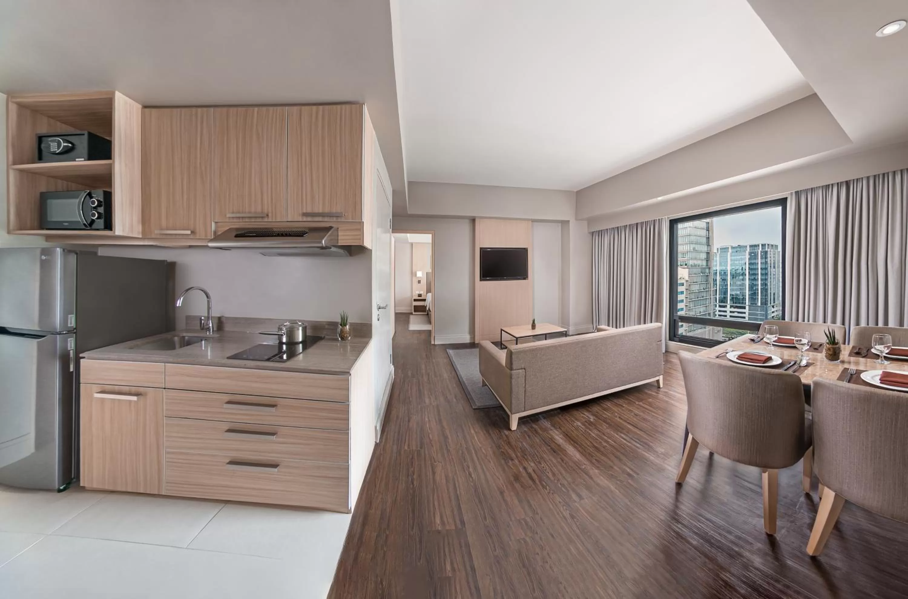 One-Bedroom with 1 King Bed - single occupancy in Seda Central Bloc Cebu City