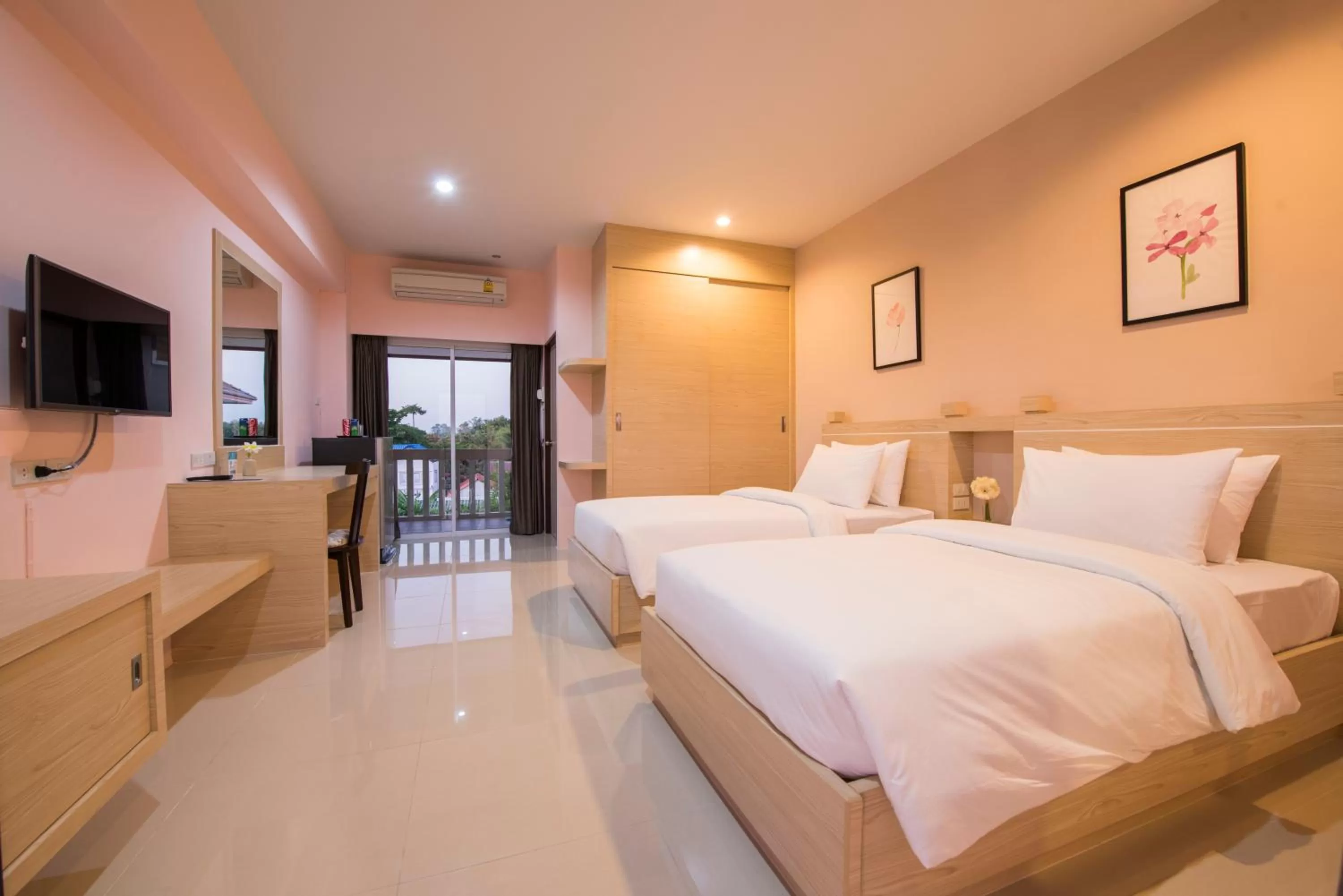 Standard Twin Room in U Duay Gan Garden Home