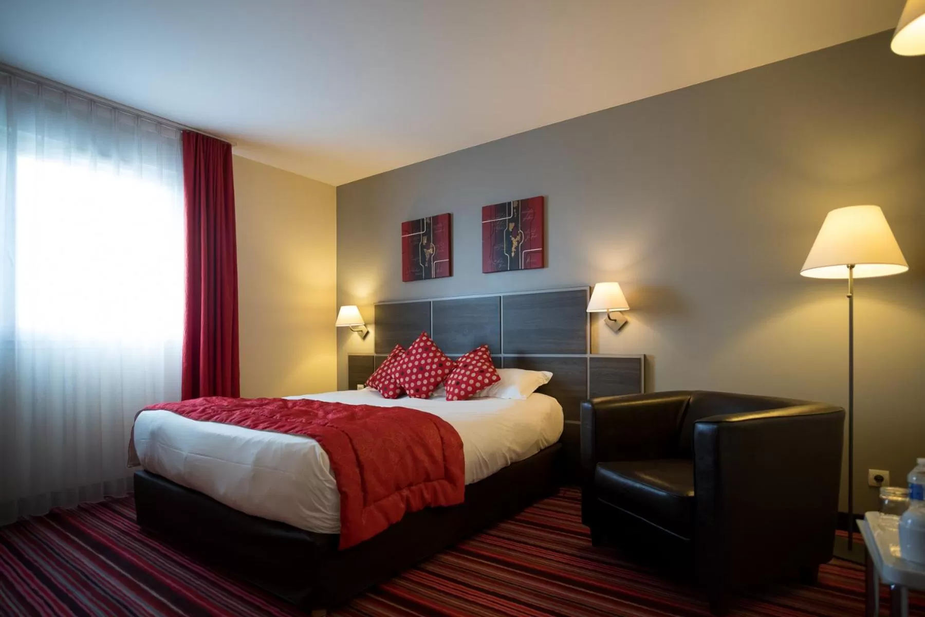 Superior Double Room in The Originals Boutique, Actuel Hôtel, Saint-Etienne Aéroport