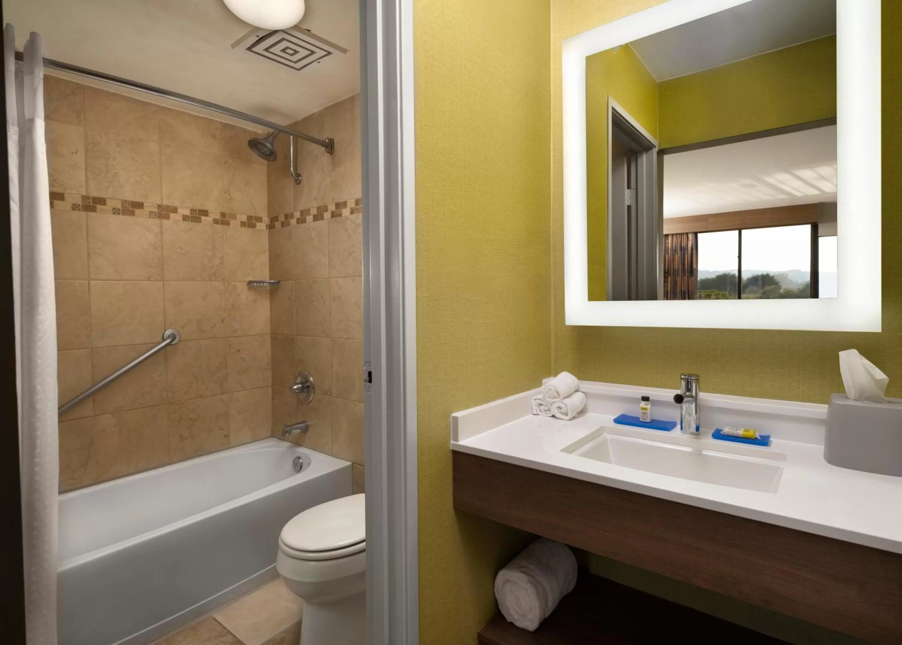 Standard Double Room with Two Double Beds in Holiday Inn Express at Monterey Bay by IHG