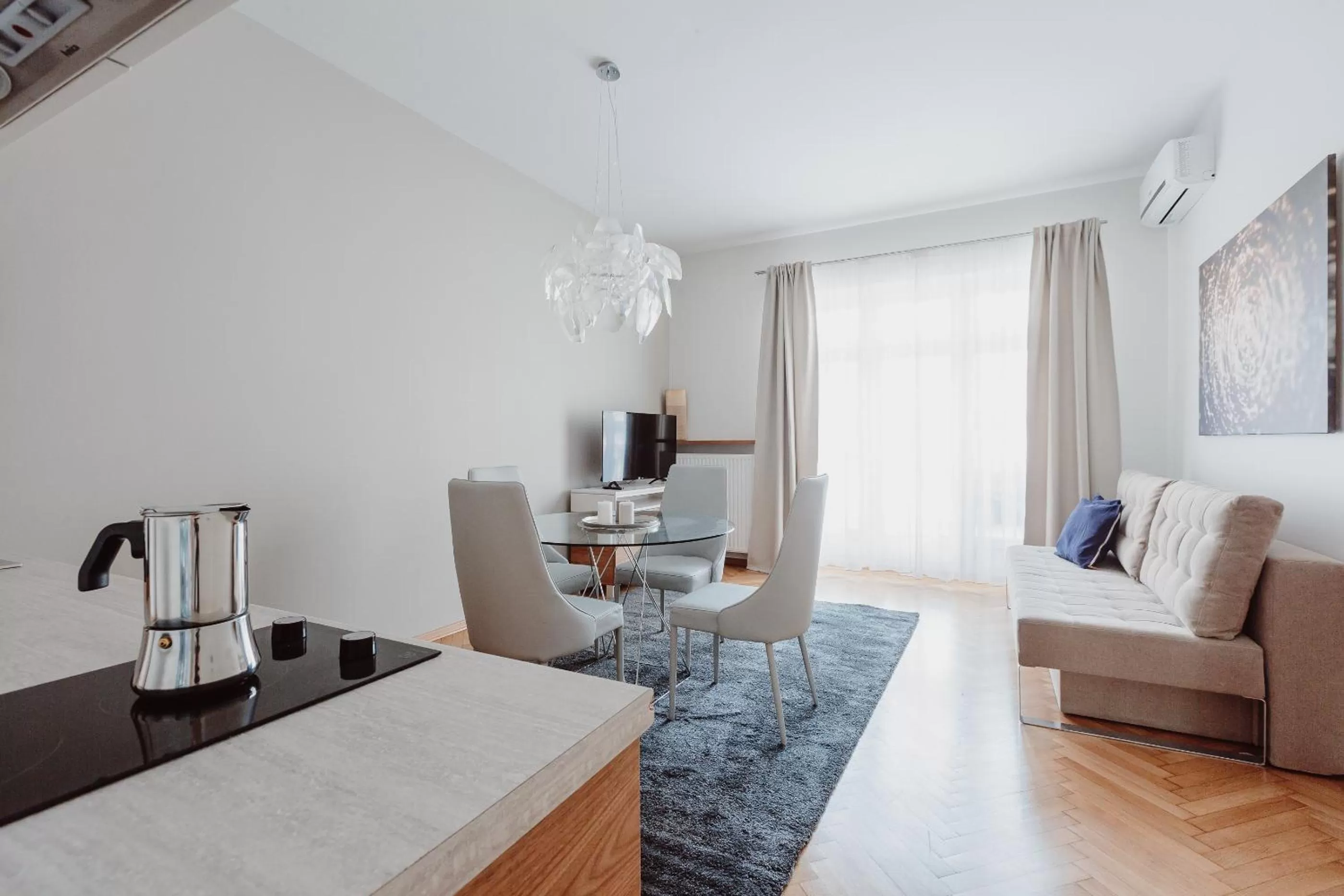 One-Bedroom Family Apartment (4 Adults) in 4Seasons﻿ Apartments Cracow