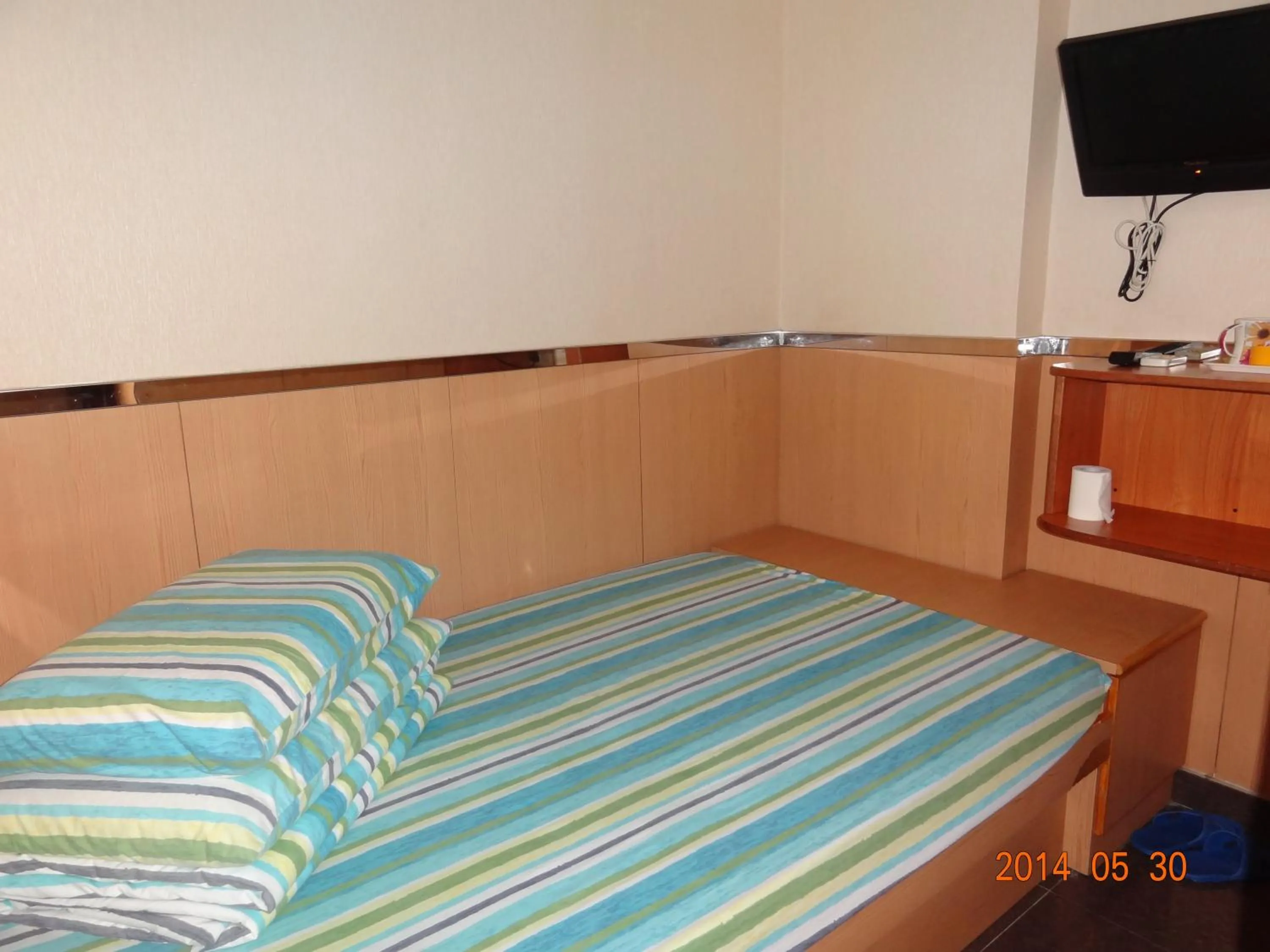 Double Room without Window in Fortune Hotel