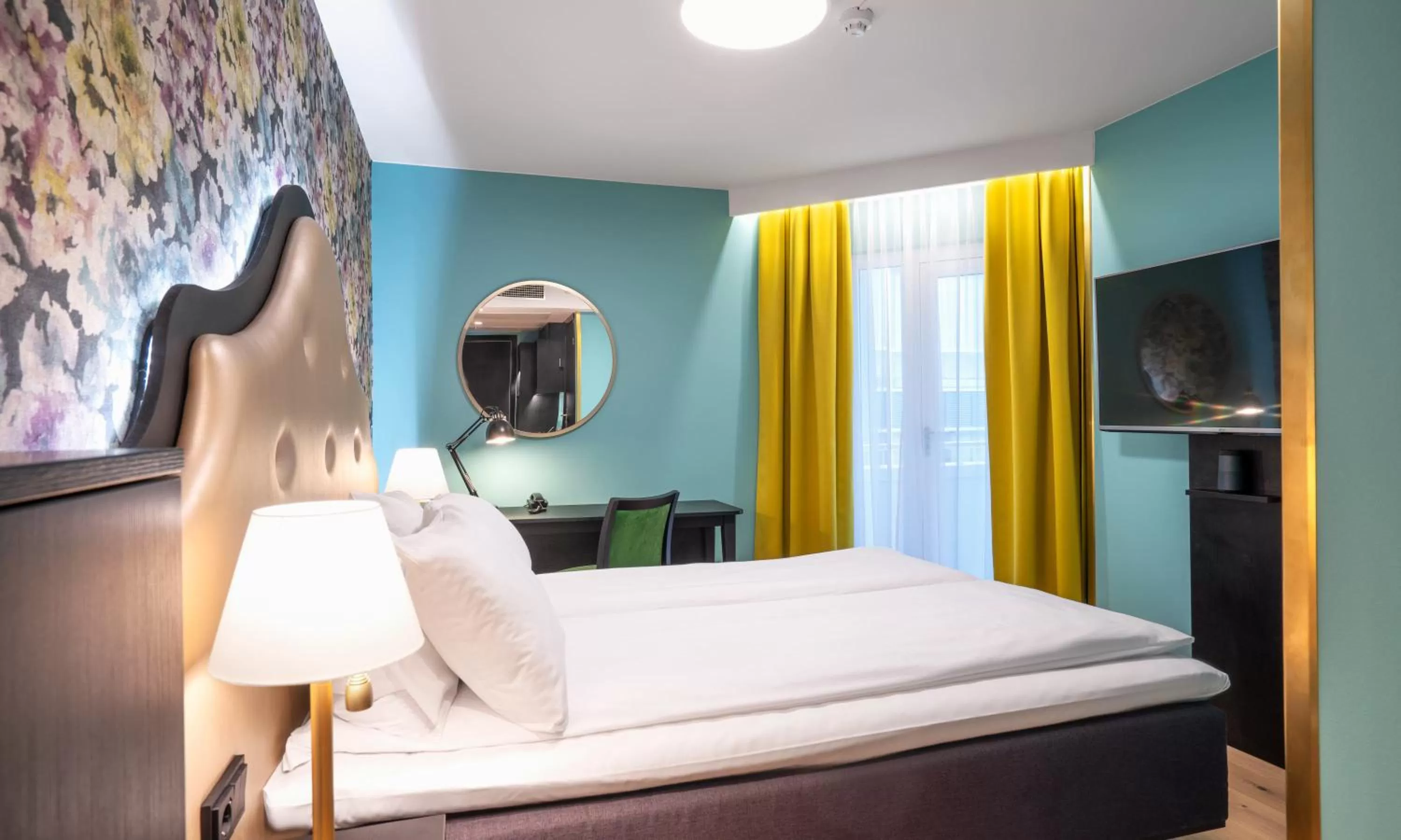 Standard Queen Room in Thon Hotel Cecil