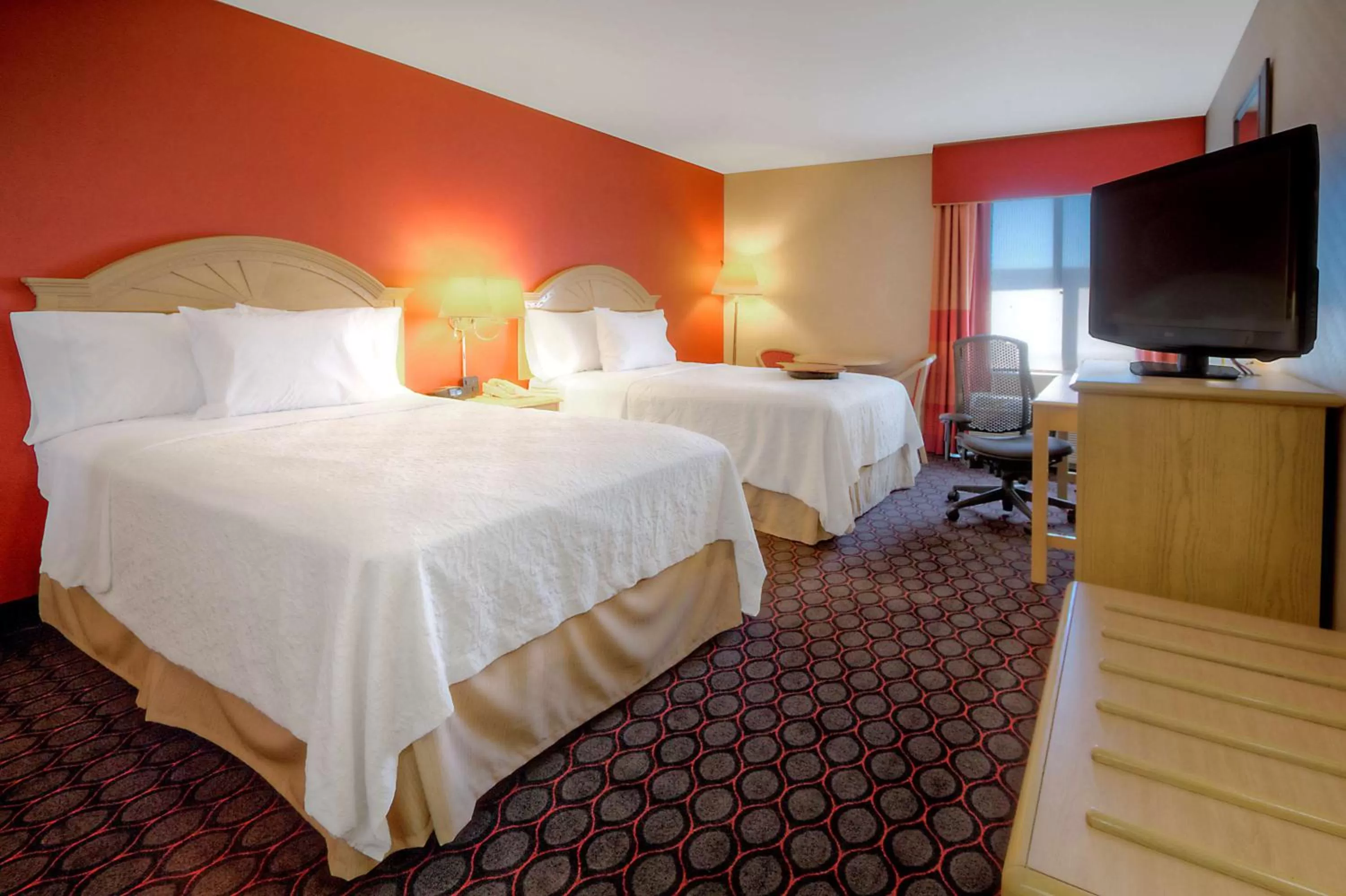 Room with Two Queen Beds - Non-Smoking in Hampton Inn Fremont