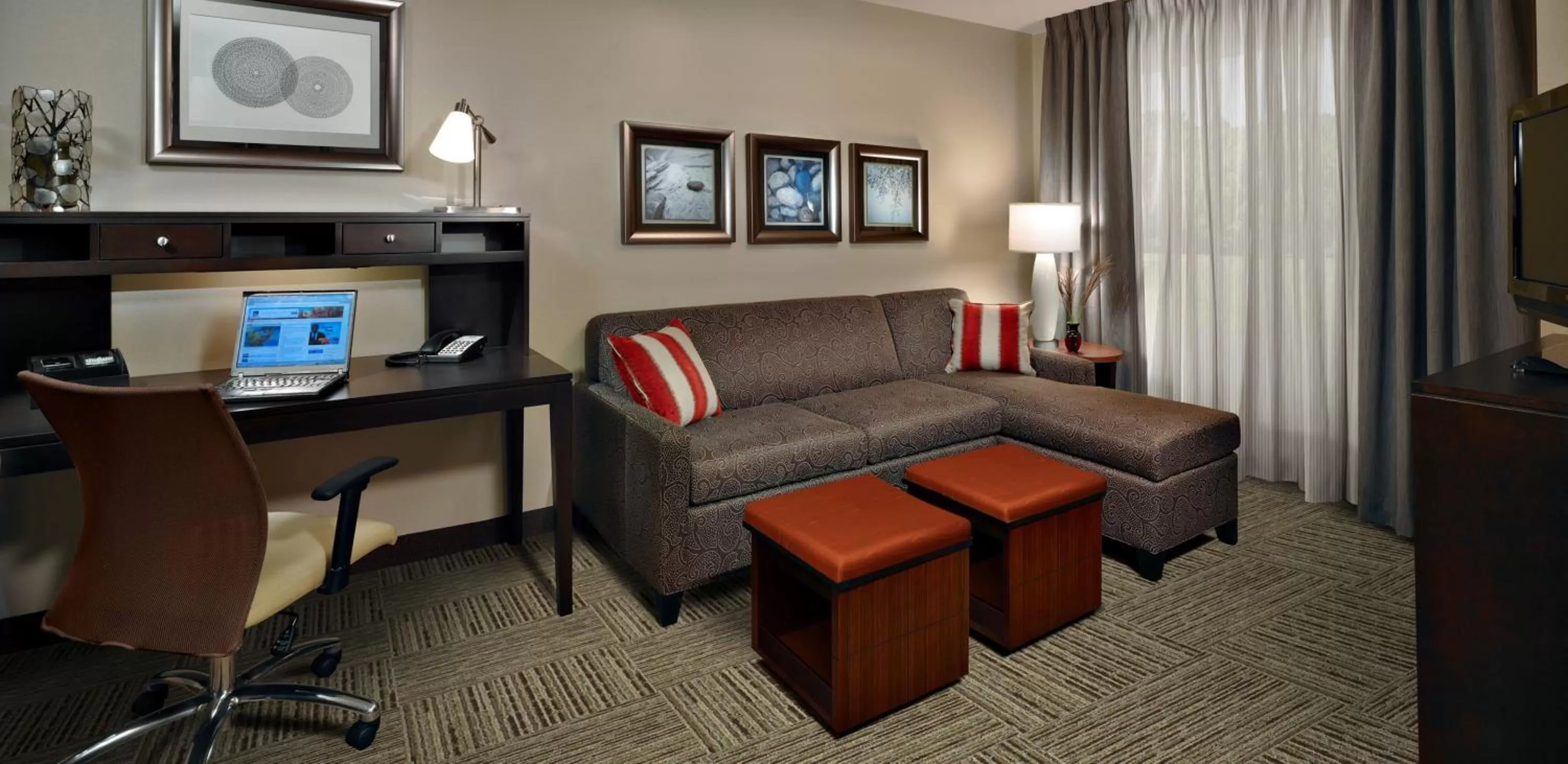 One-Bedroom Suite with Two Double Beds in Staybridge Suites Detroit-Utica by IHG