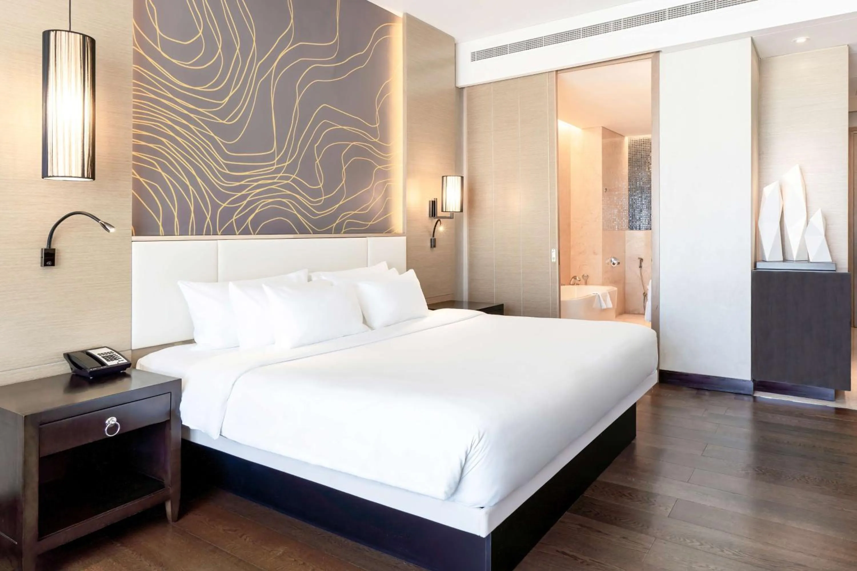 Collection Executive Room with Lounge Access in Radisson Collection Muscat, Hormuz Grand