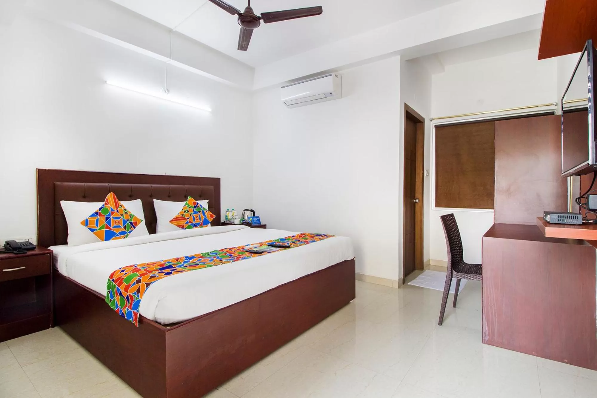 Deluxe Room - single occupancy in FabHotel Limestone Suites -750M from Yashoda Hospitals, Somajiguda