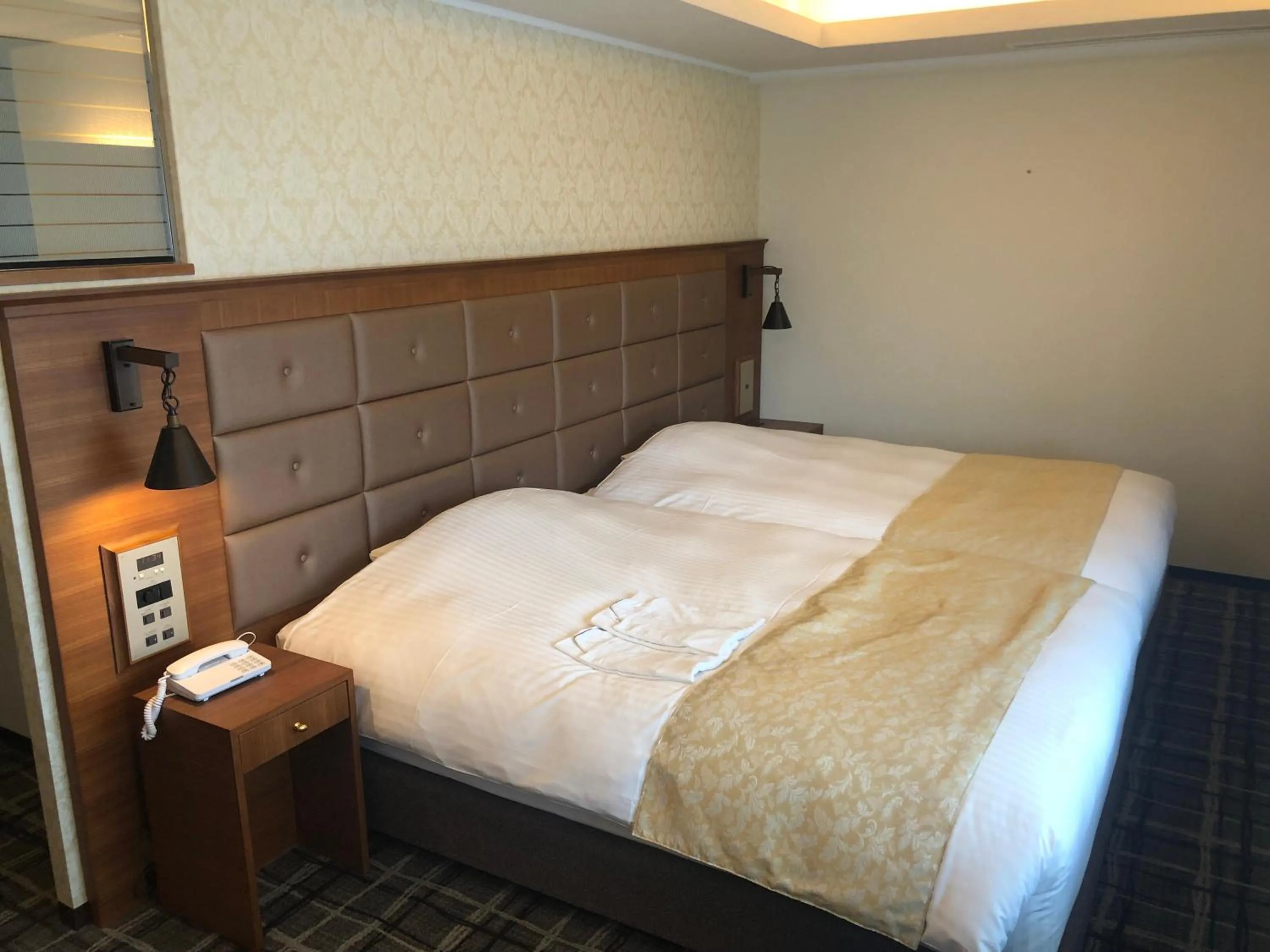 Deluxe Twin Room - Non-Smoking in Kobe Luminous Hotel Sannomiya
