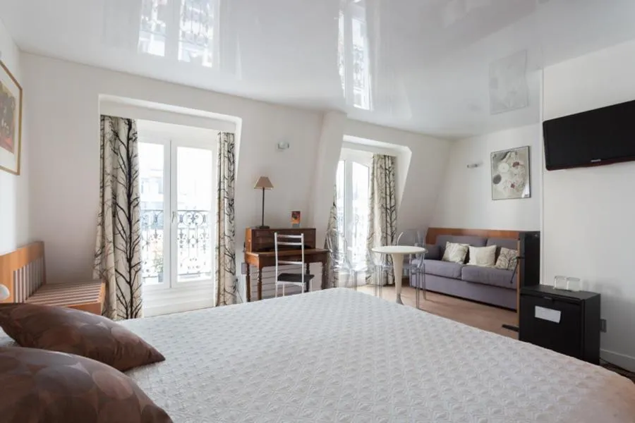 Junior Suite in HOTEL ALISON