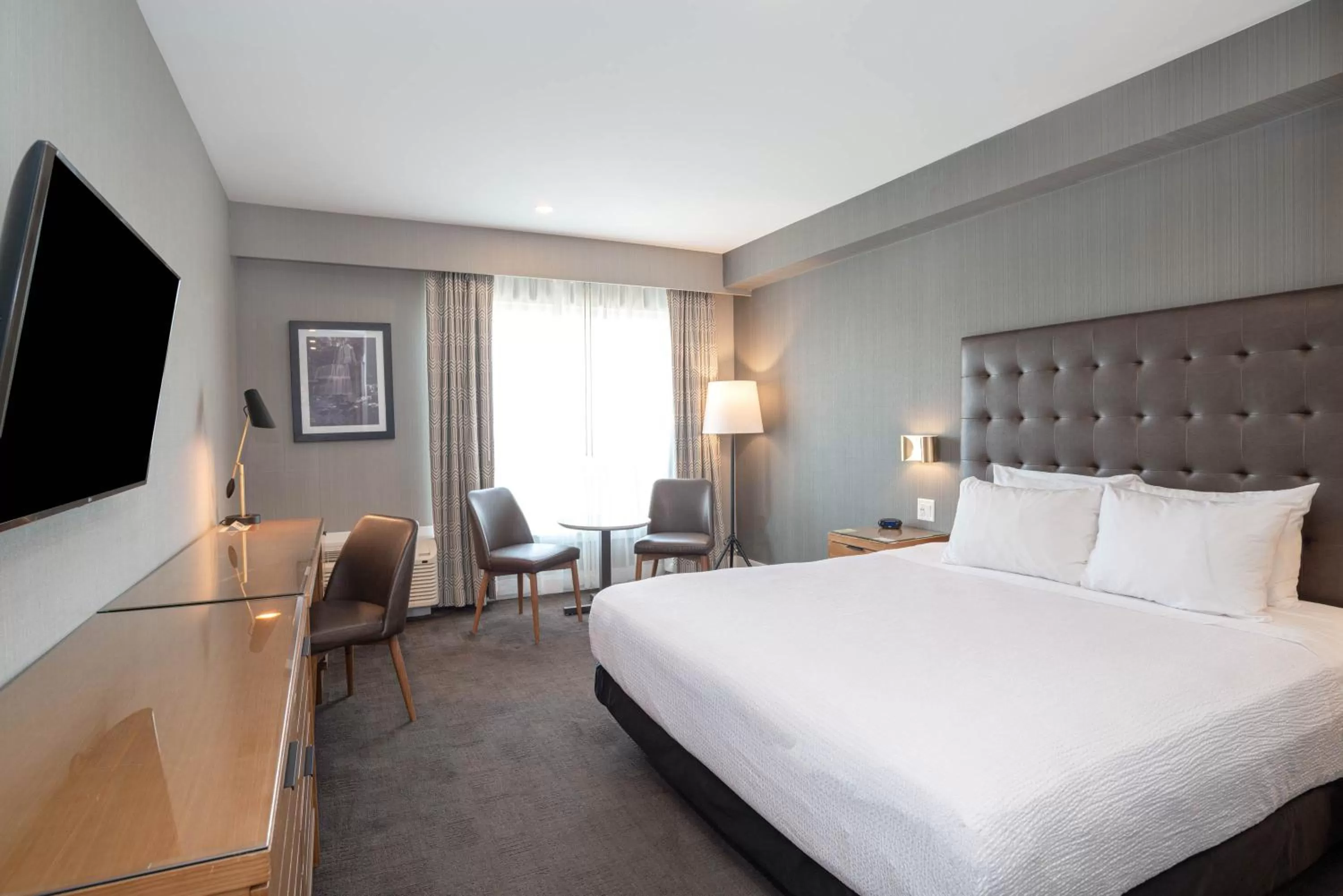 Standard Room, 1 King Bed in Sandman Hotel Hamilton