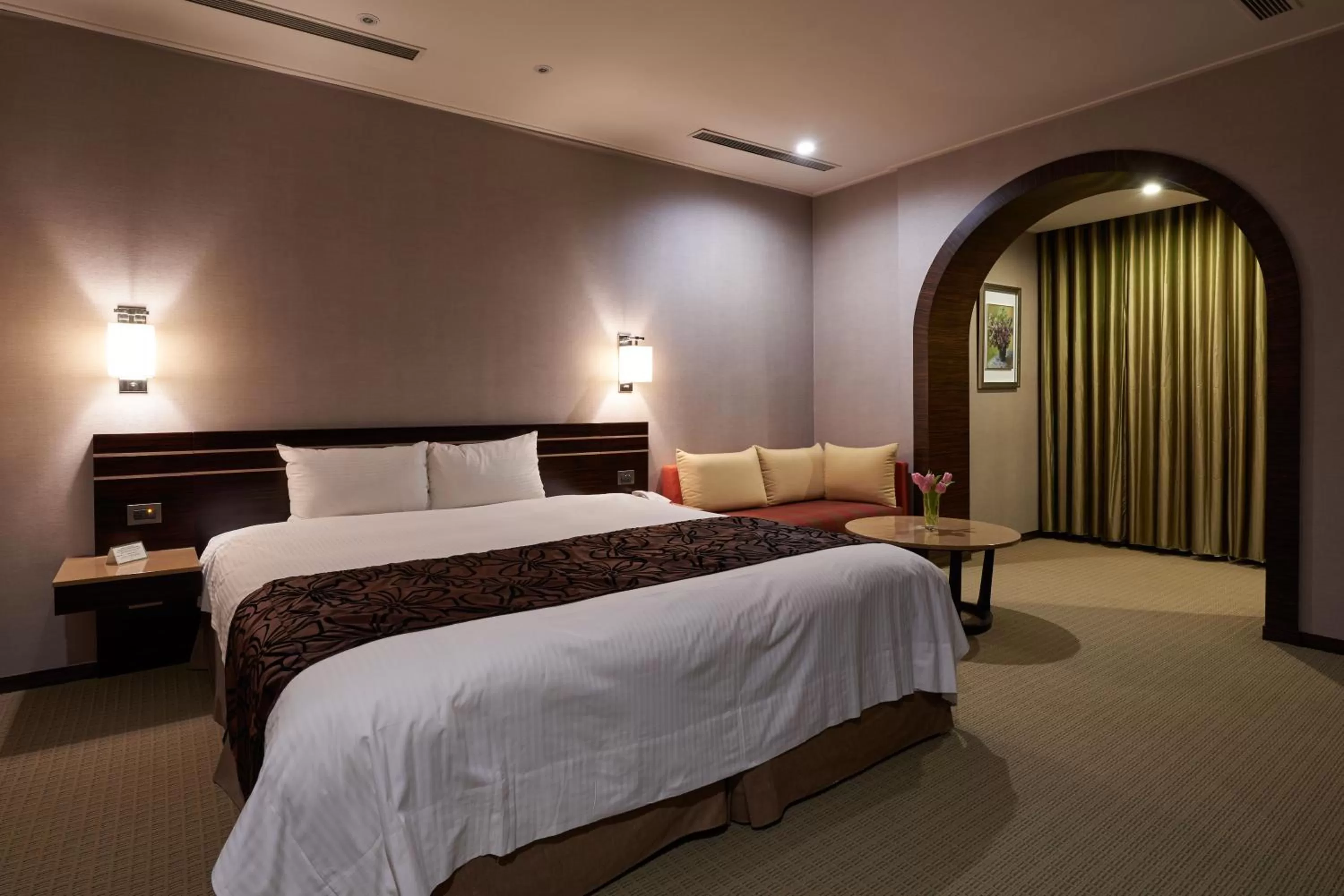 Standard Suite in SOL Hotel