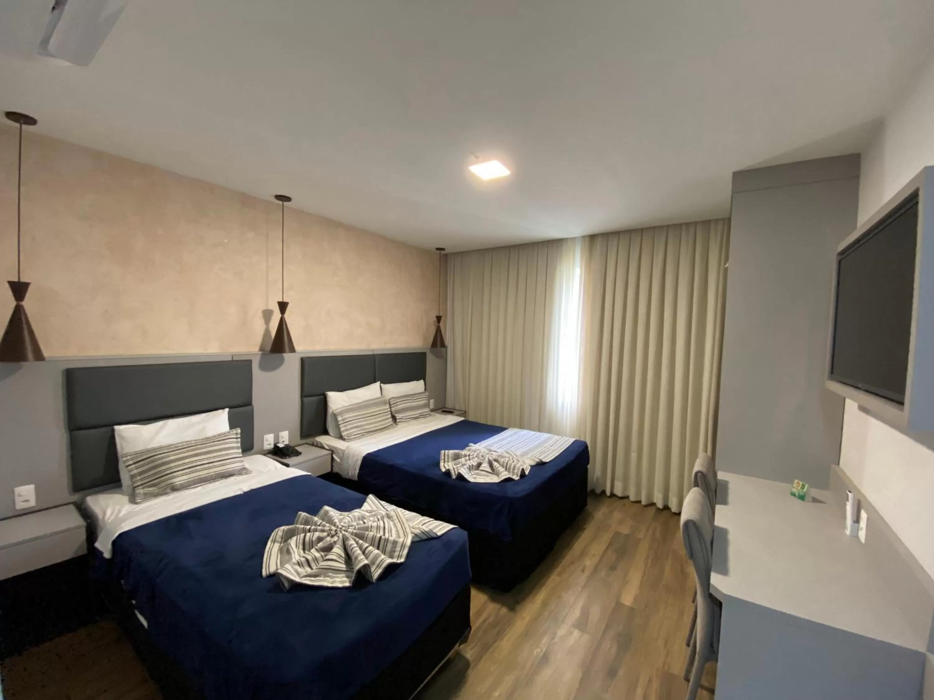 Superior Triple Room in Real Palace Hotel