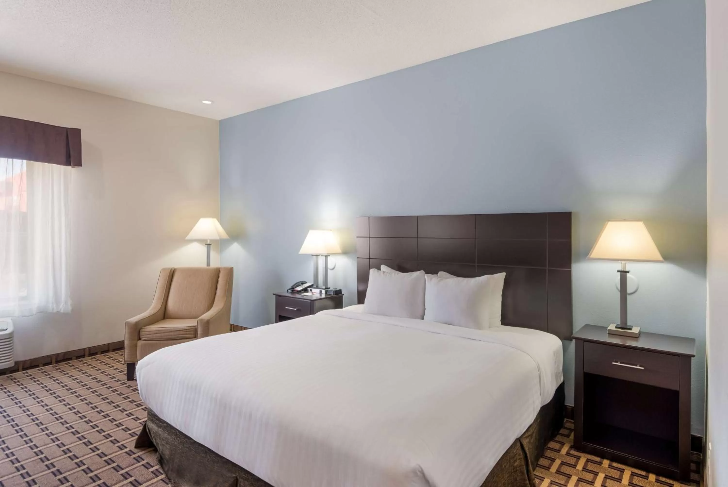 King Room - Non-Smoking in SureStay Plus Hotel by Best Western Coralville Iowa City