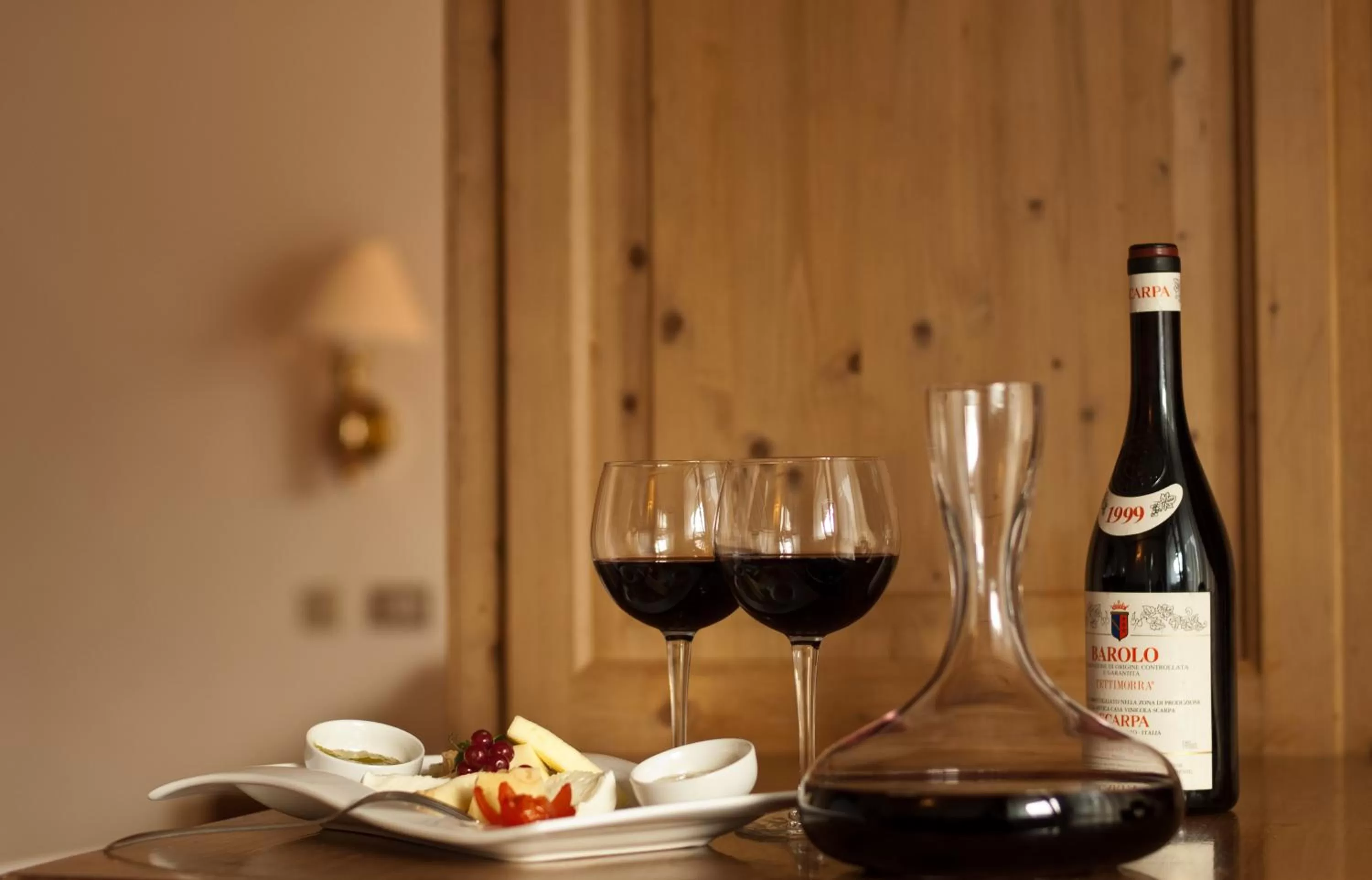 Classic Quadruple Room in Hotel Alaska Cortina