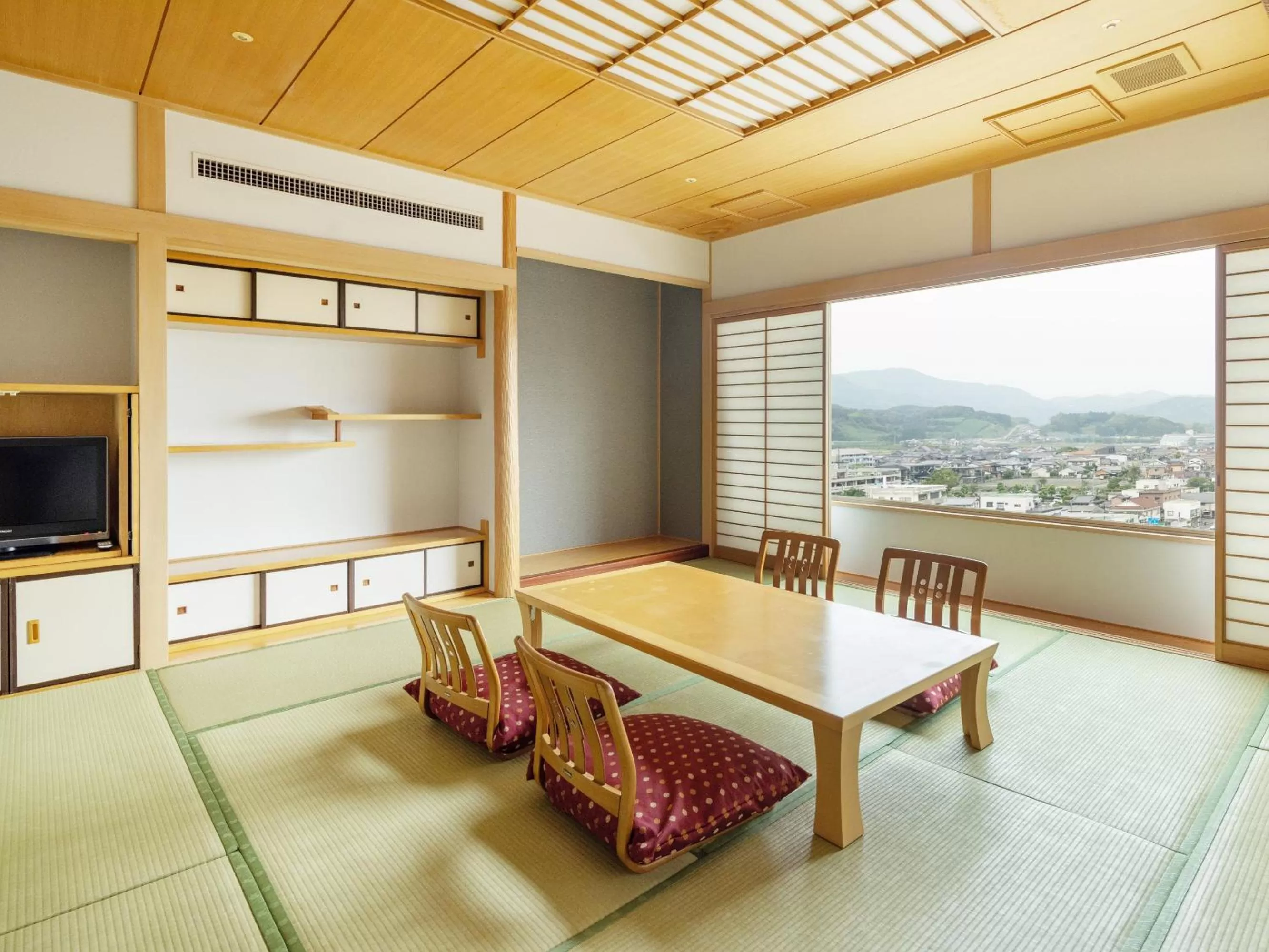 Suite with Tatami Area - Non-Smoking in Hotel Sakura Ureshino