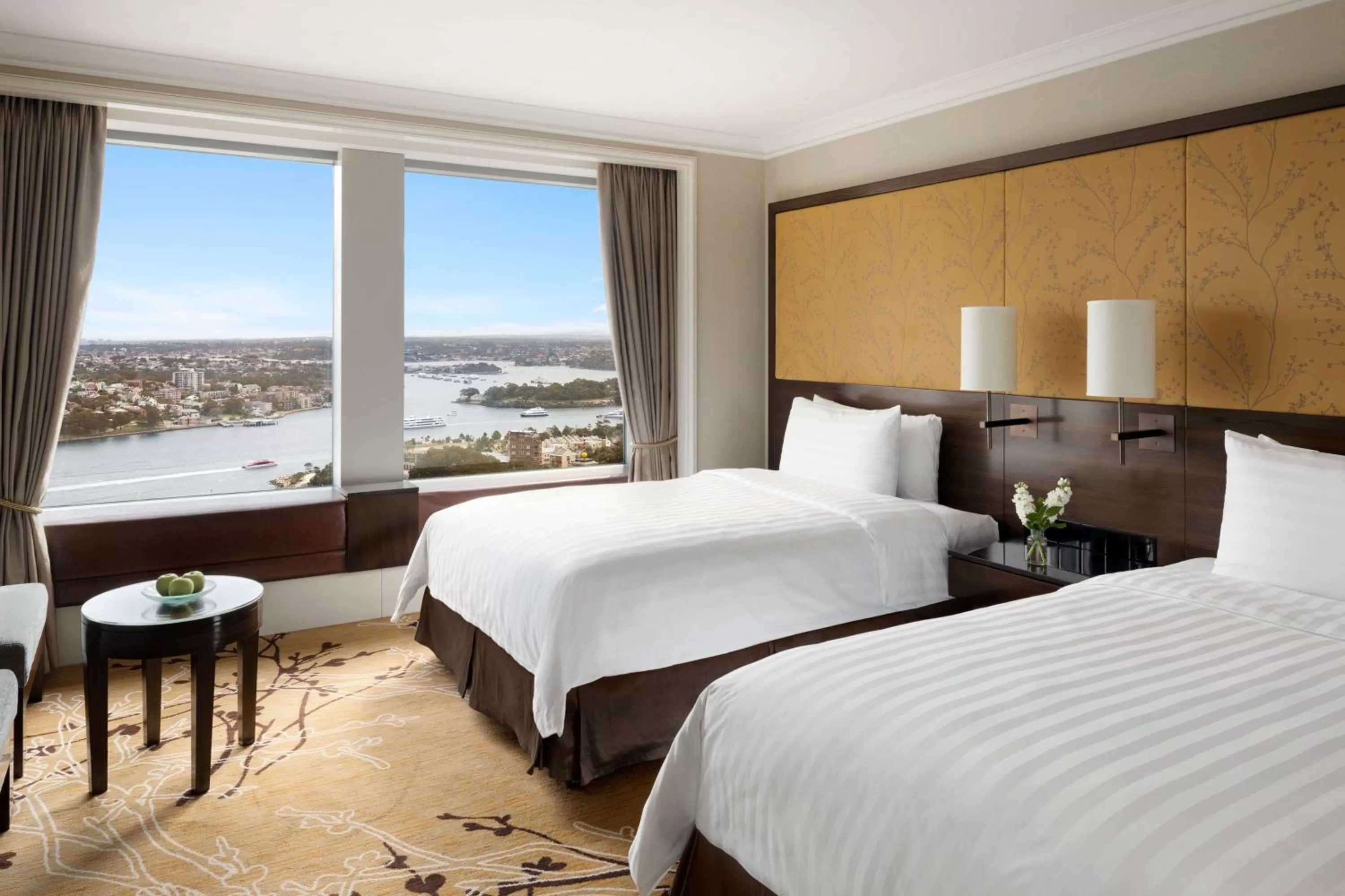 Deluxe Darling Harbor Twin  in Shangri-La Sydney